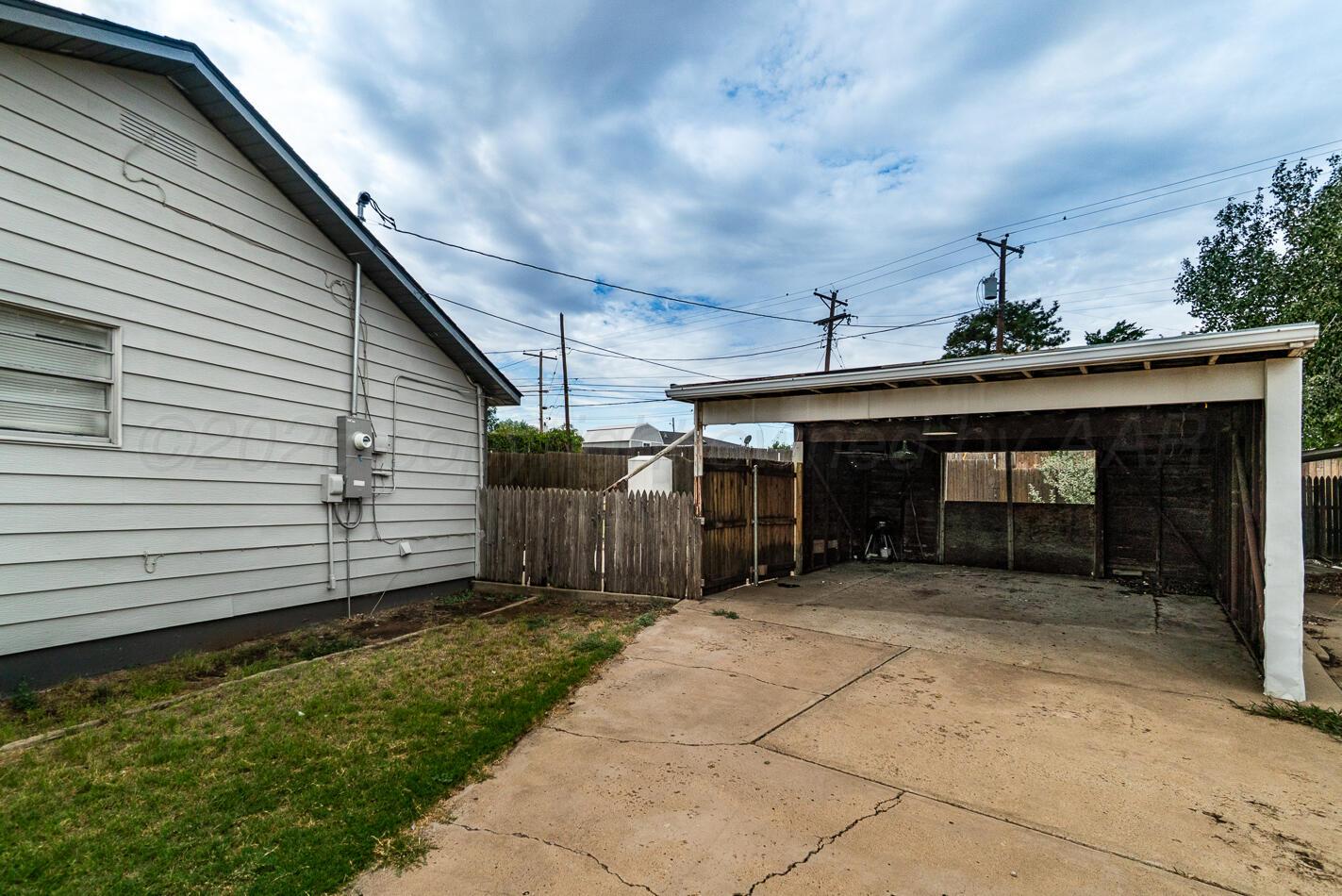 420 Union Street Property Photo 24