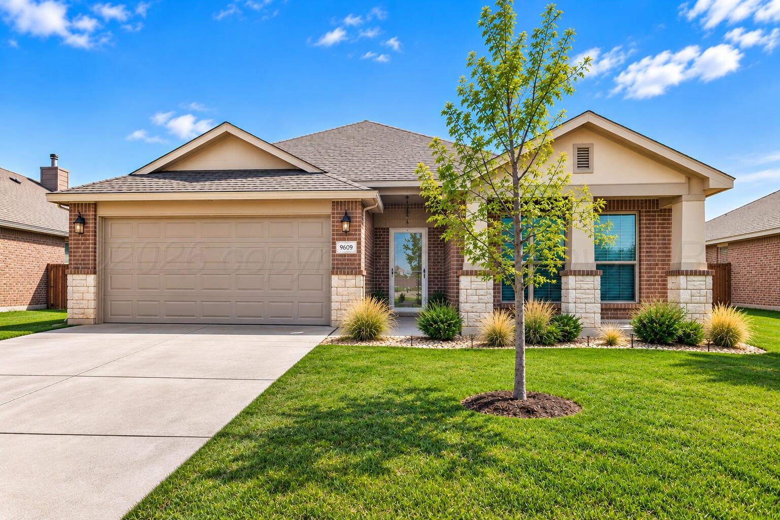 9609 Westin Drive Property Photo 1