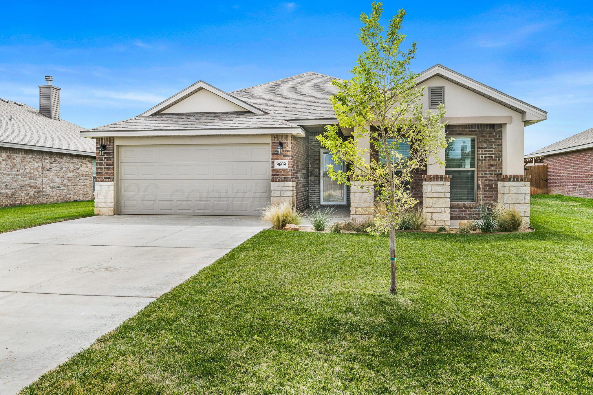 9609 Westin Drive Property Photo 2