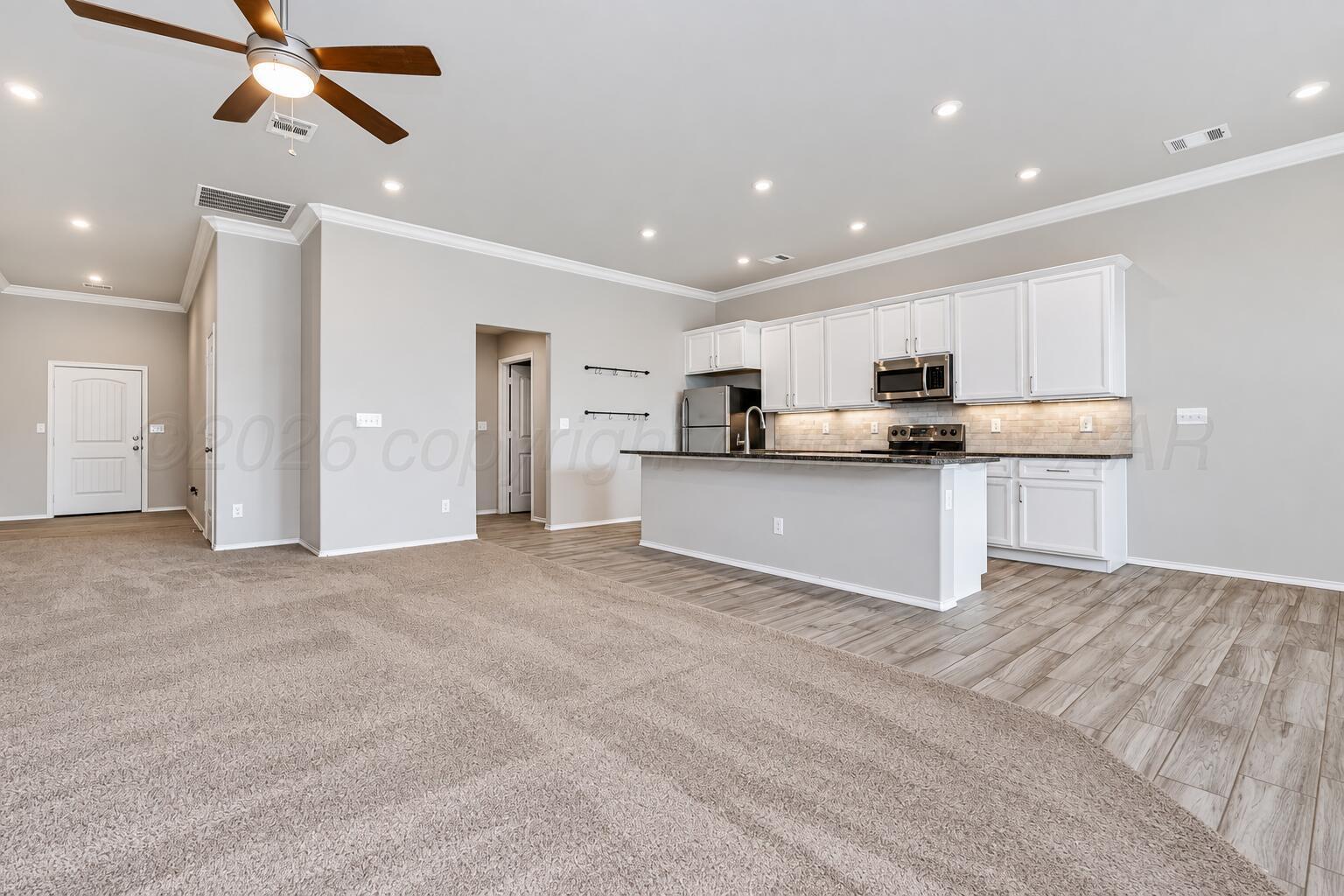 9609 Westin Drive Property Photo 5