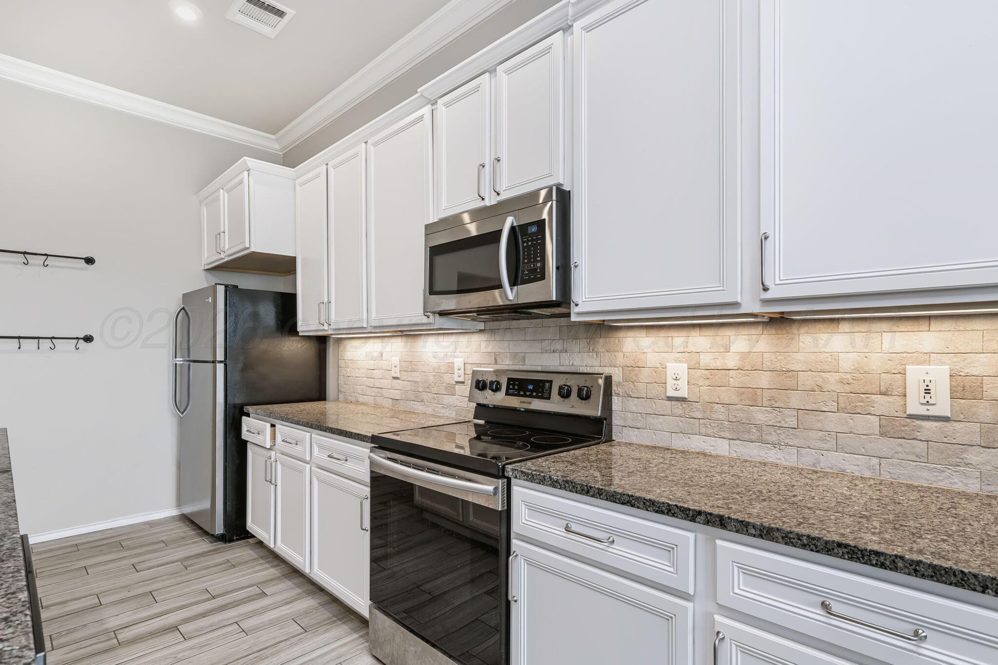 9609 Westin Drive Property Photo 11