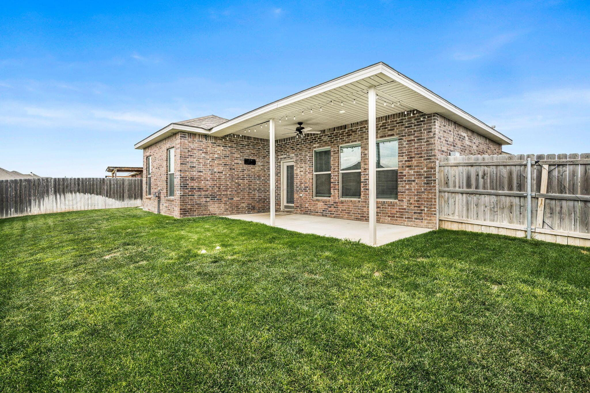 9609 Westin Drive Property Photo 24