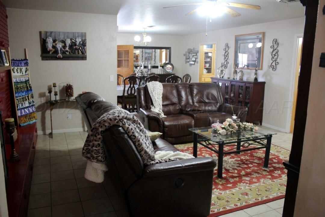 150 Centre Property Photo 5