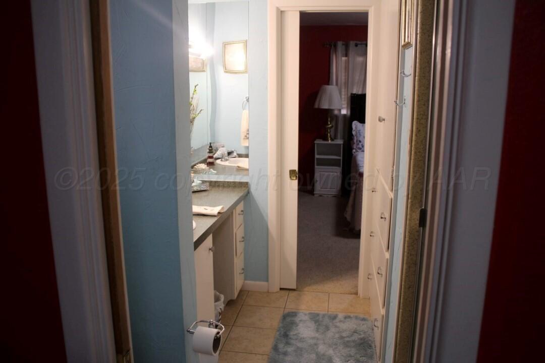 150 Centre Property Photo 15