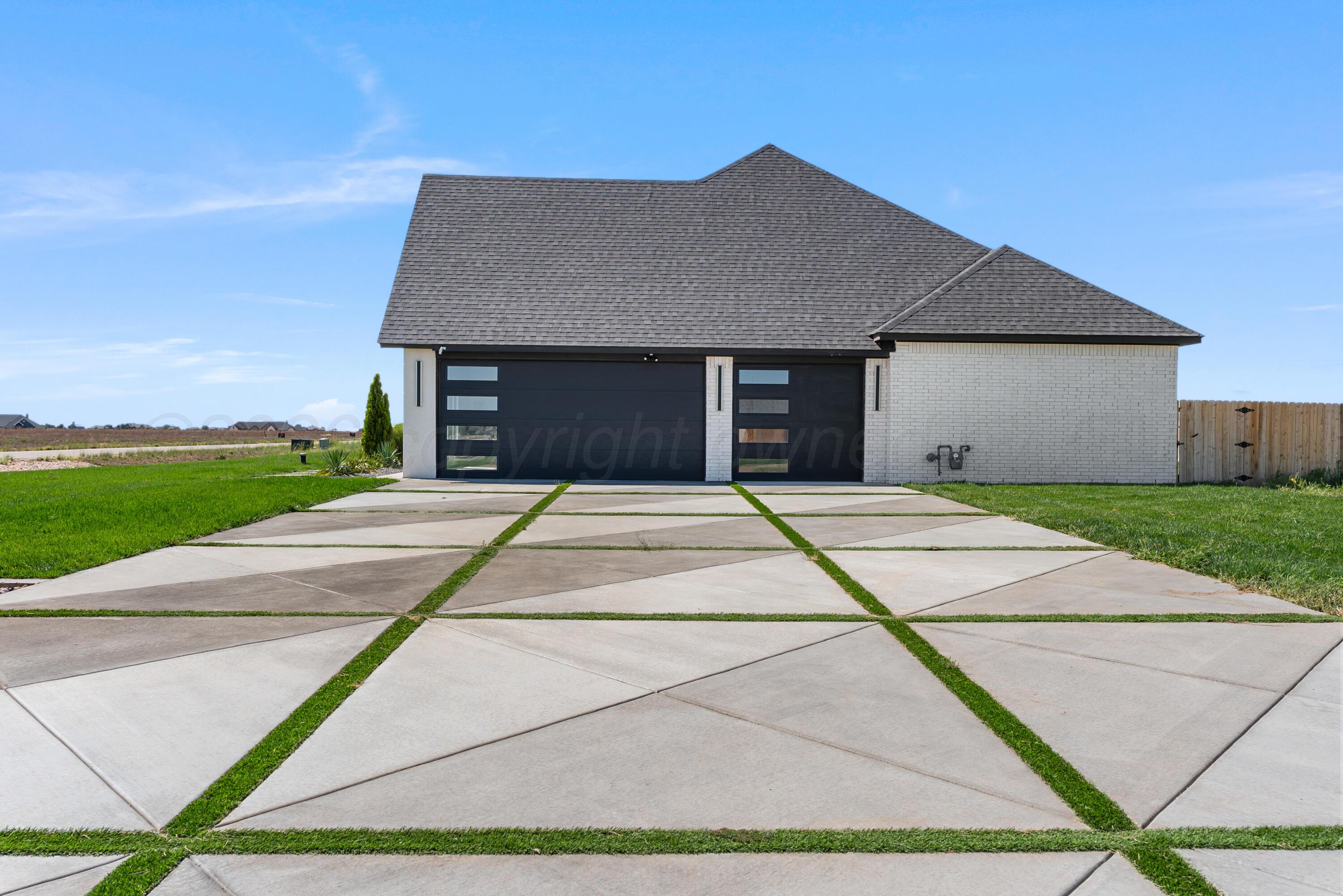 9400 Wedgewood Avenue Property Photo 7