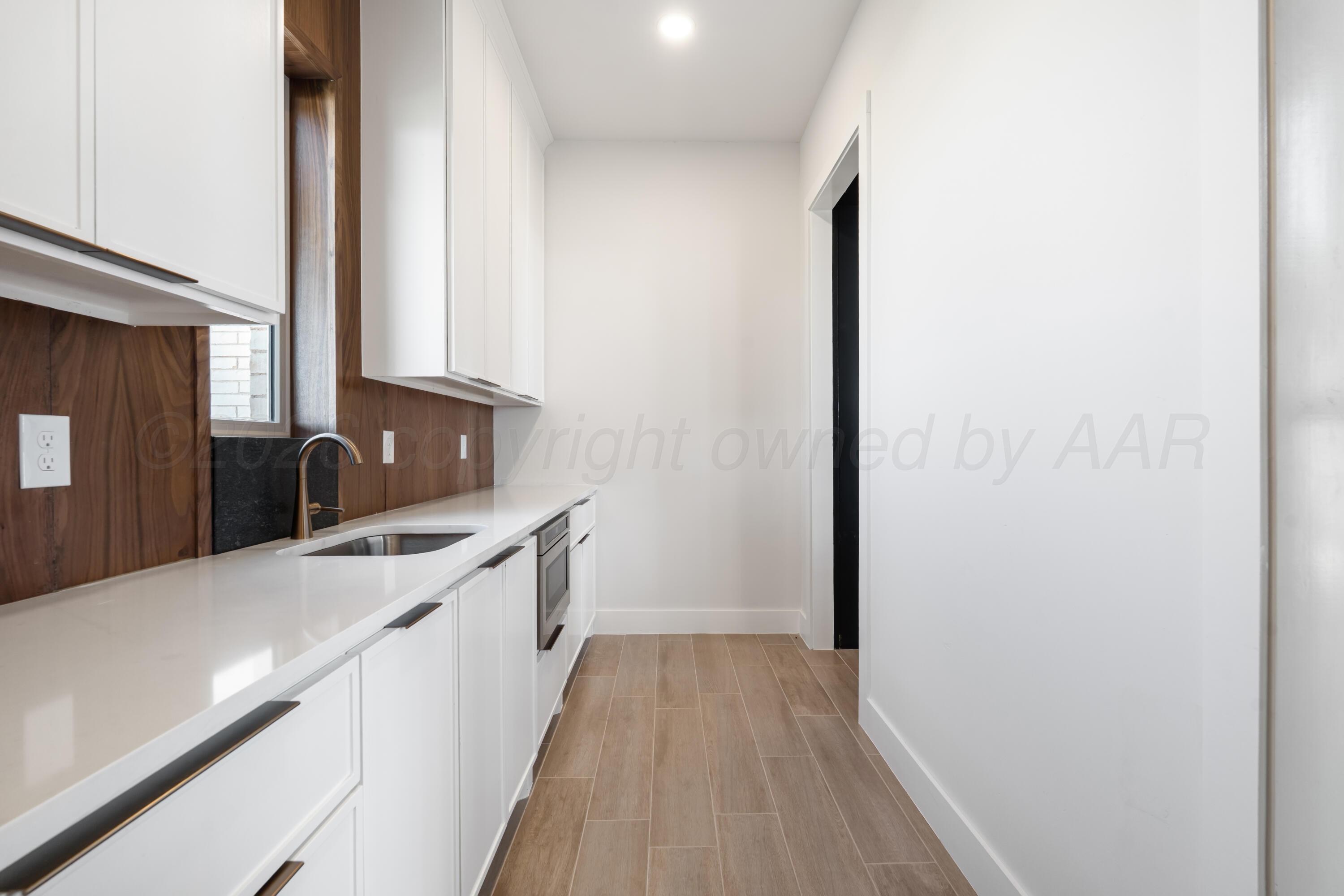 9400 Wedgewood Avenue Property Photo 34