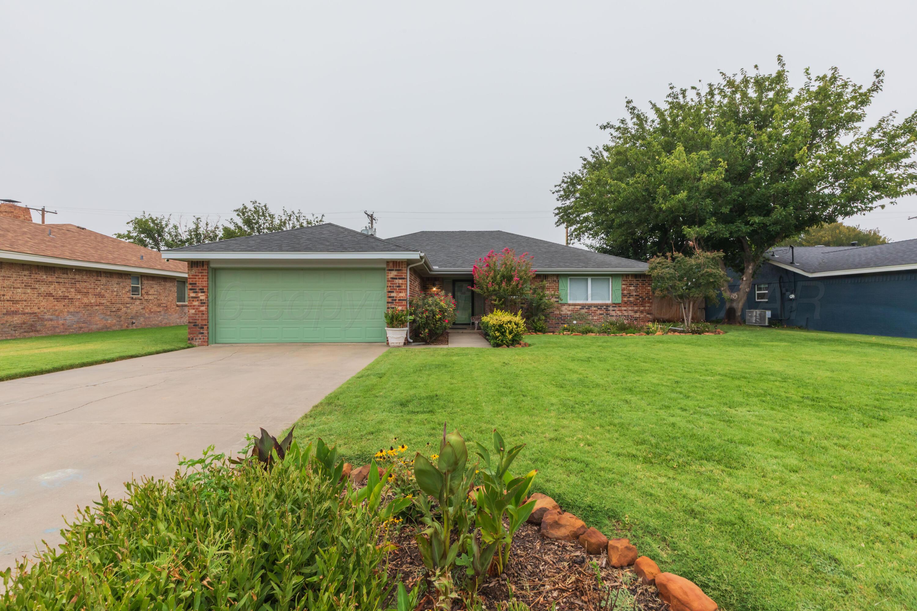 7210 Gainsborough Road Property Photo 1