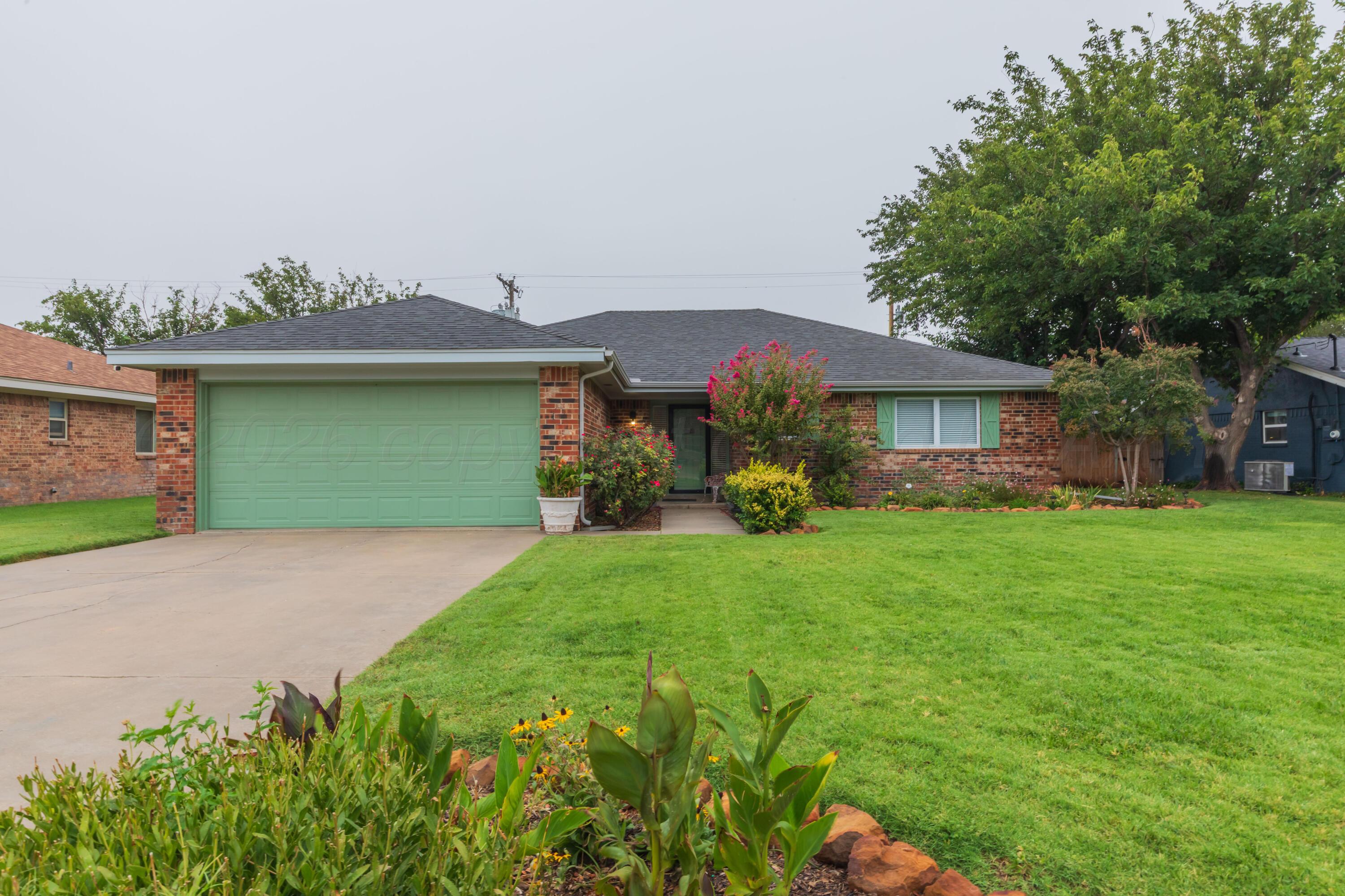 7210 Gainsborough Road Property Photo 2