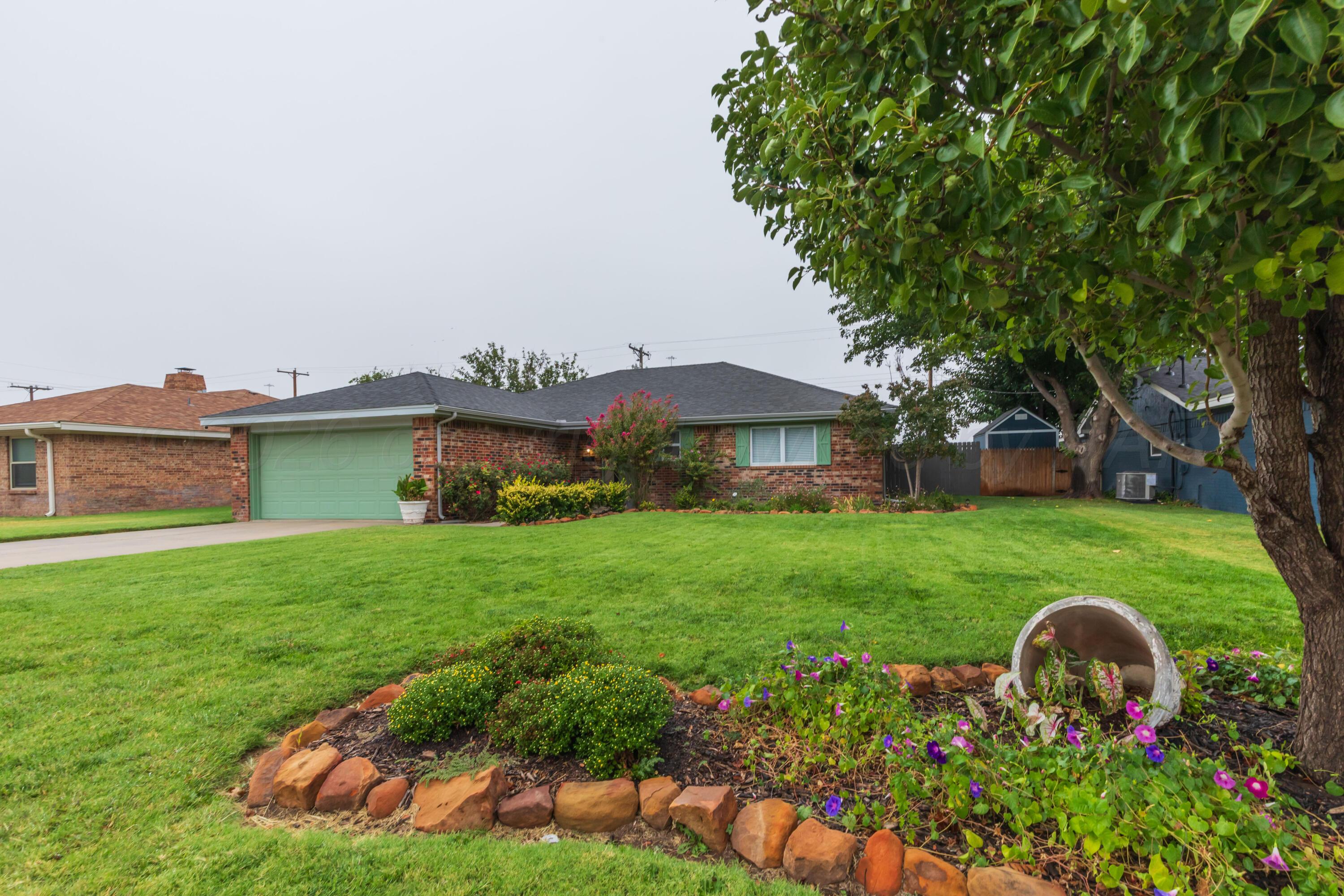 7210 Gainsborough Road Property Photo 3
