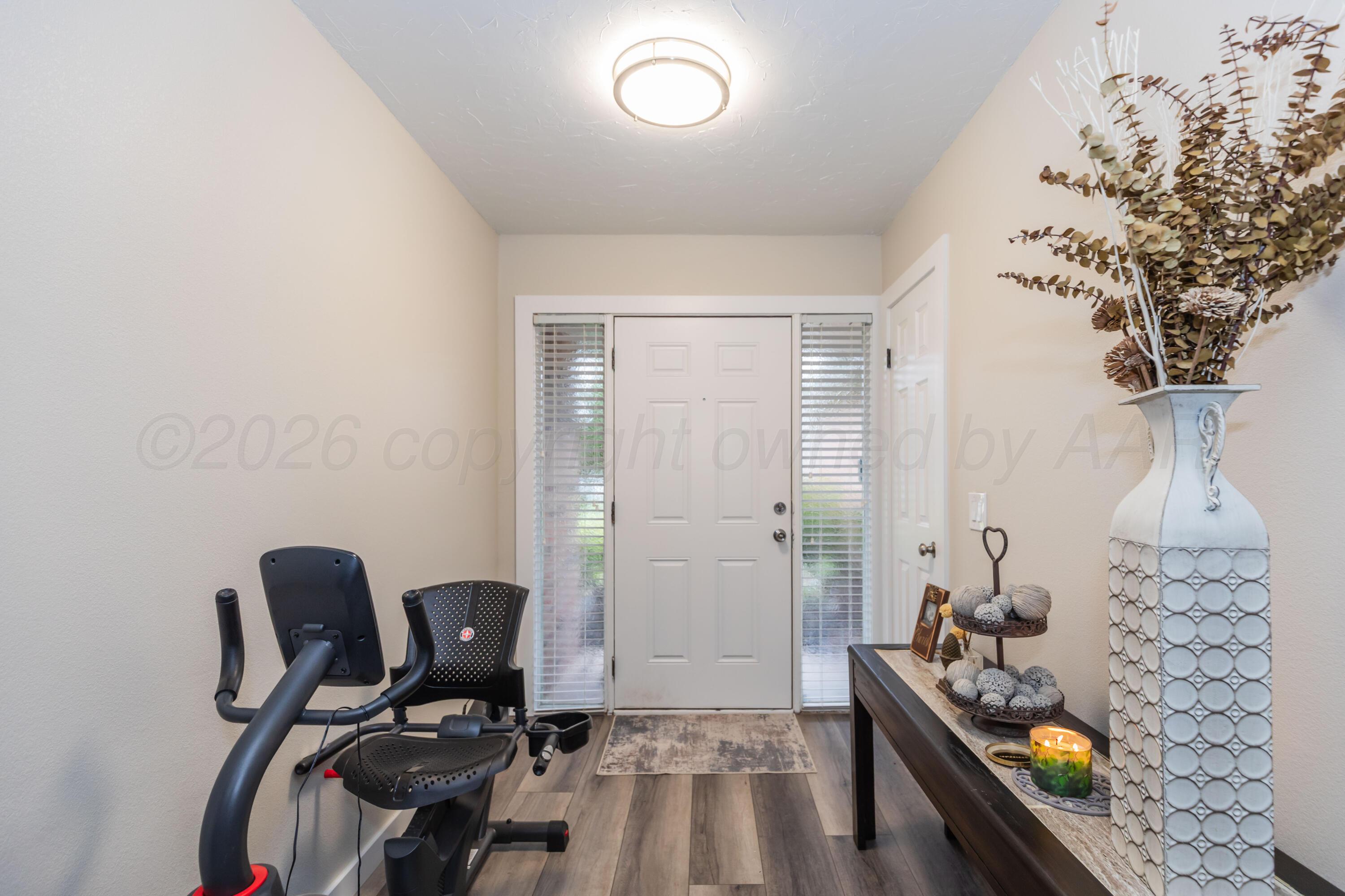 7210 Gainsborough Road Property Photo 5