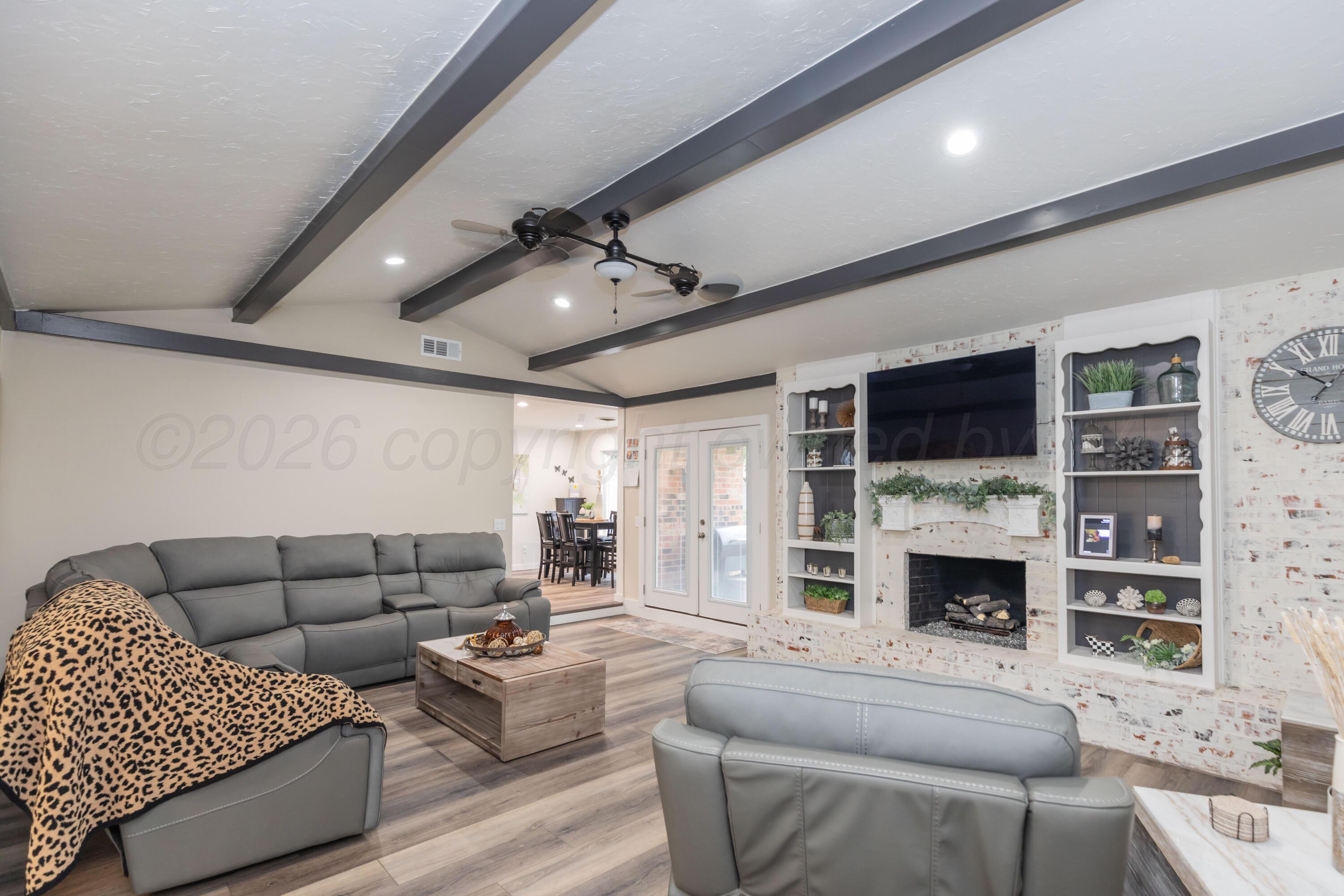 7210 Gainsborough Road Property Photo 7