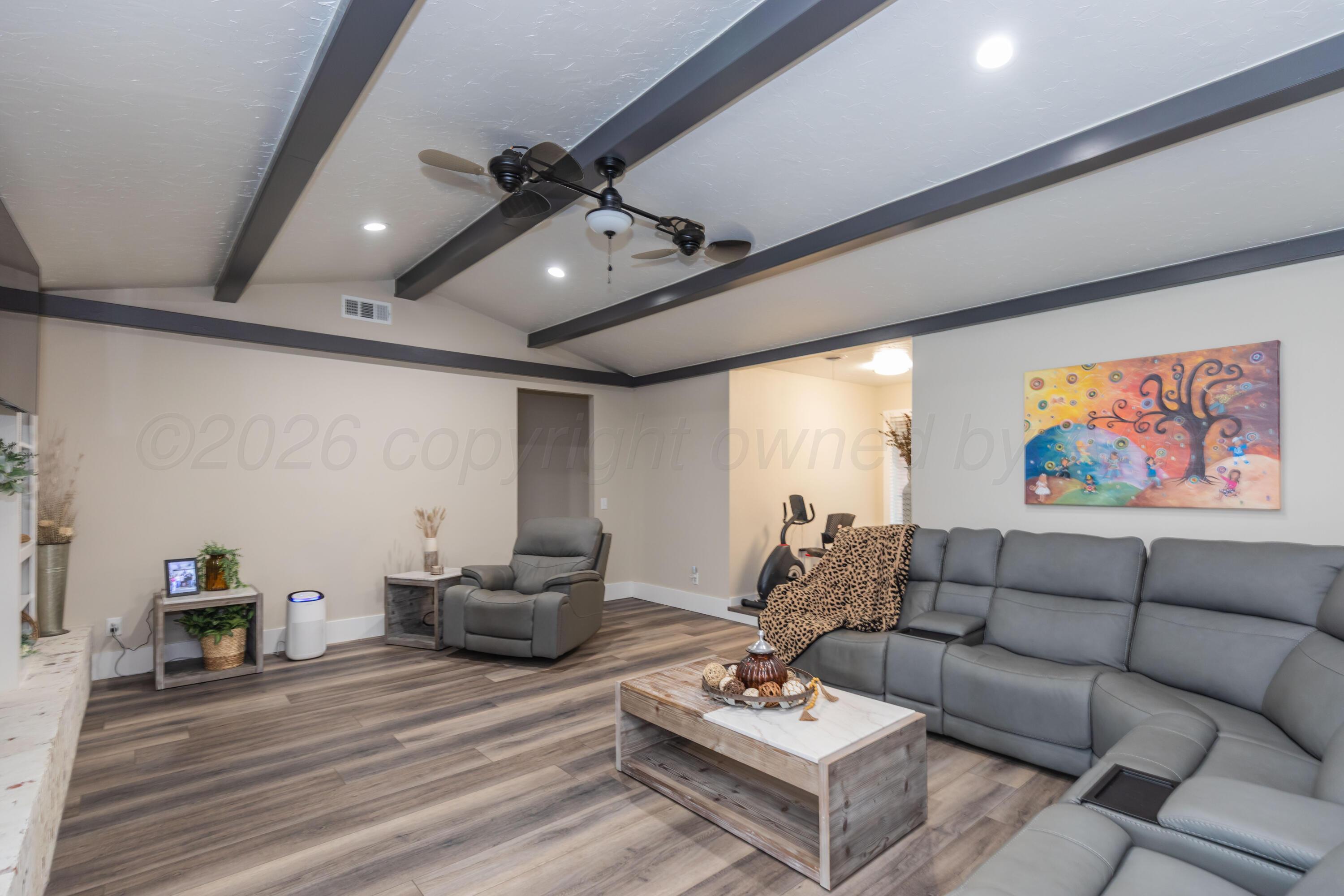 7210 Gainsborough Road Property Photo 11