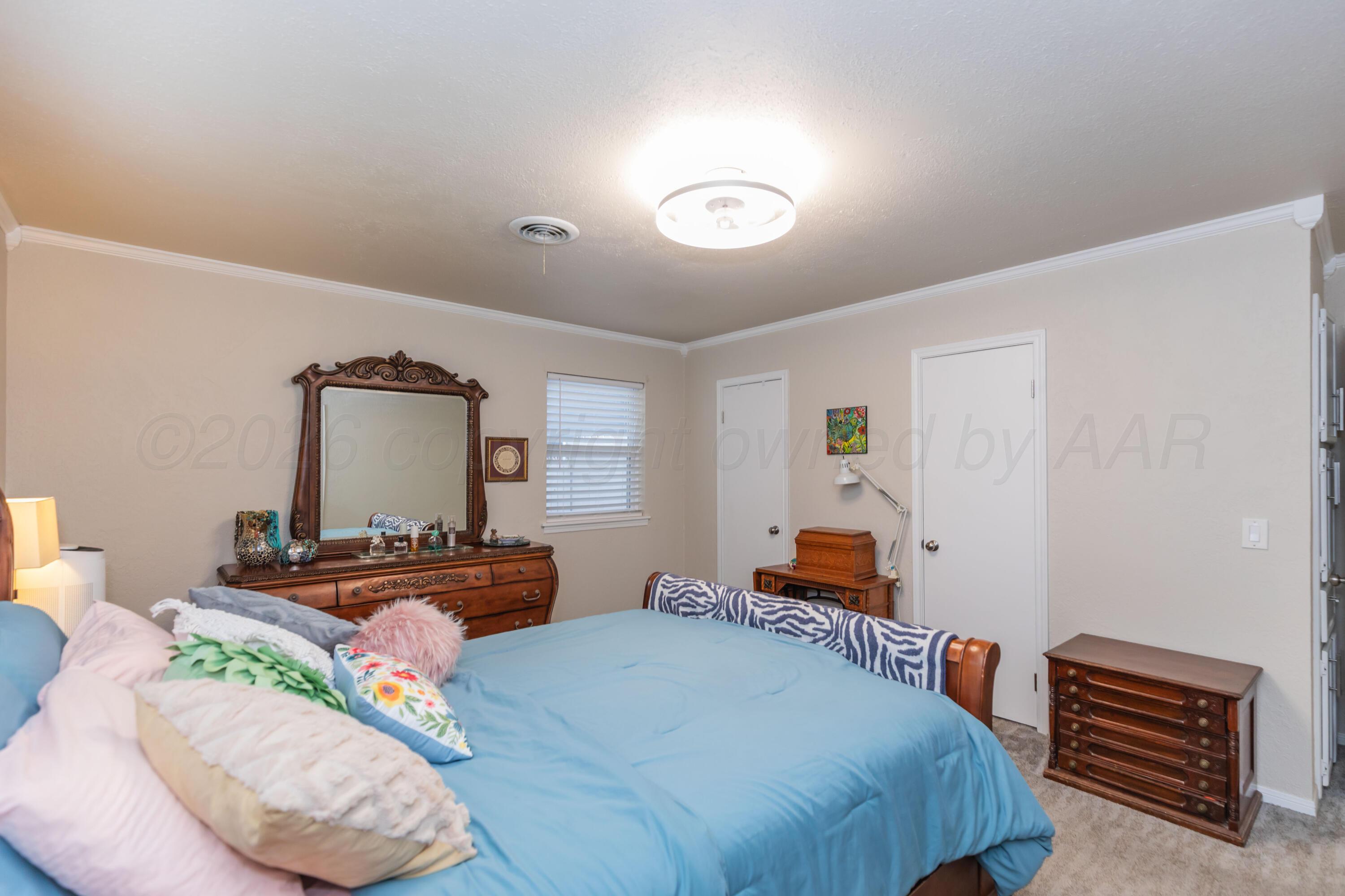7210 Gainsborough Road Property Photo 27