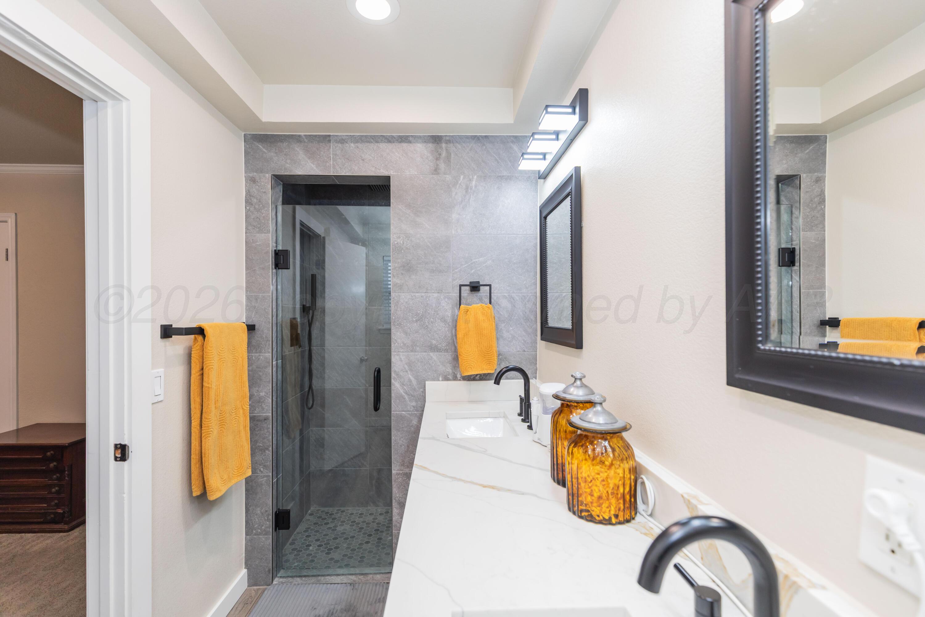 7210 Gainsborough Road Property Photo 31