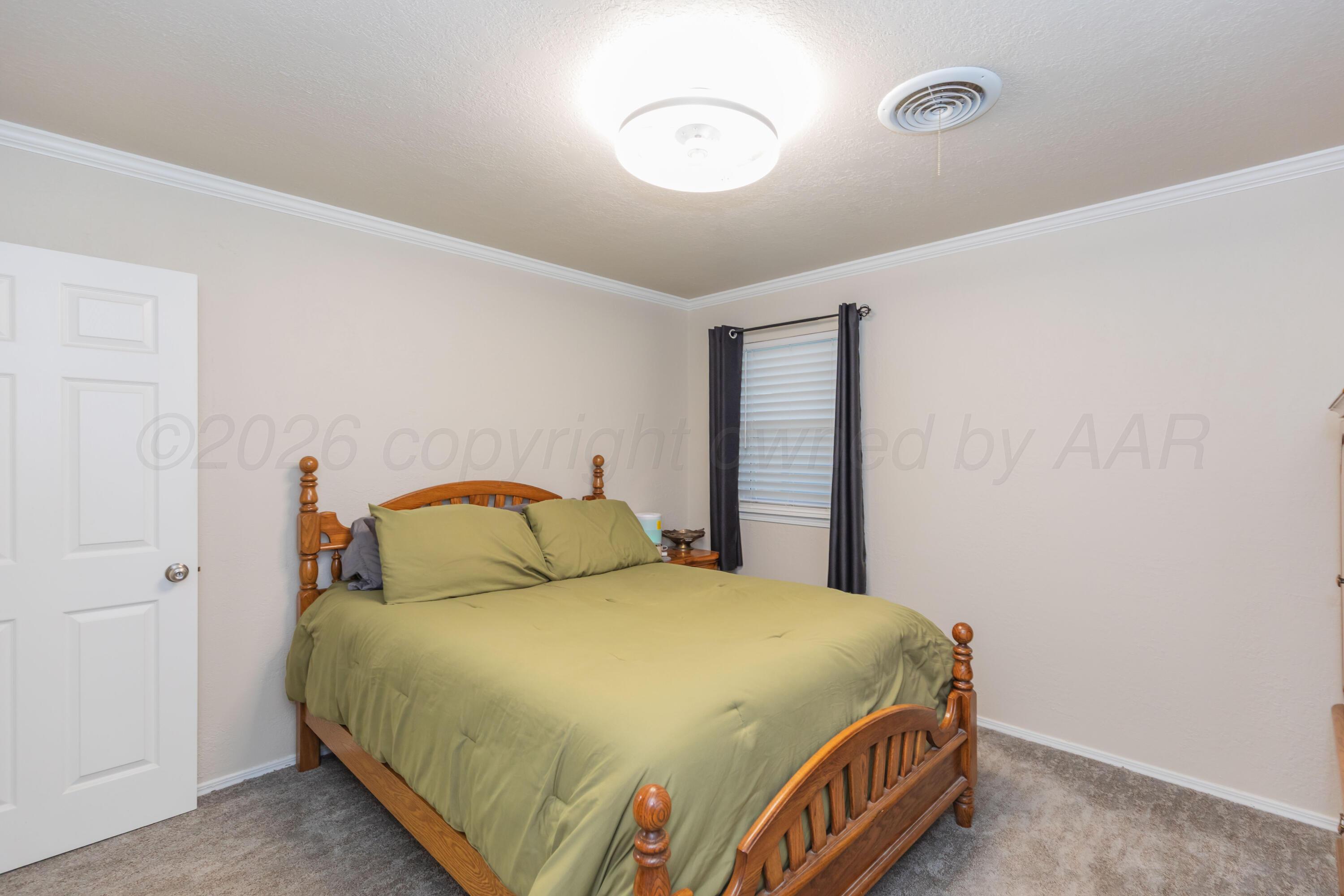 7210 Gainsborough Road Property Photo 32