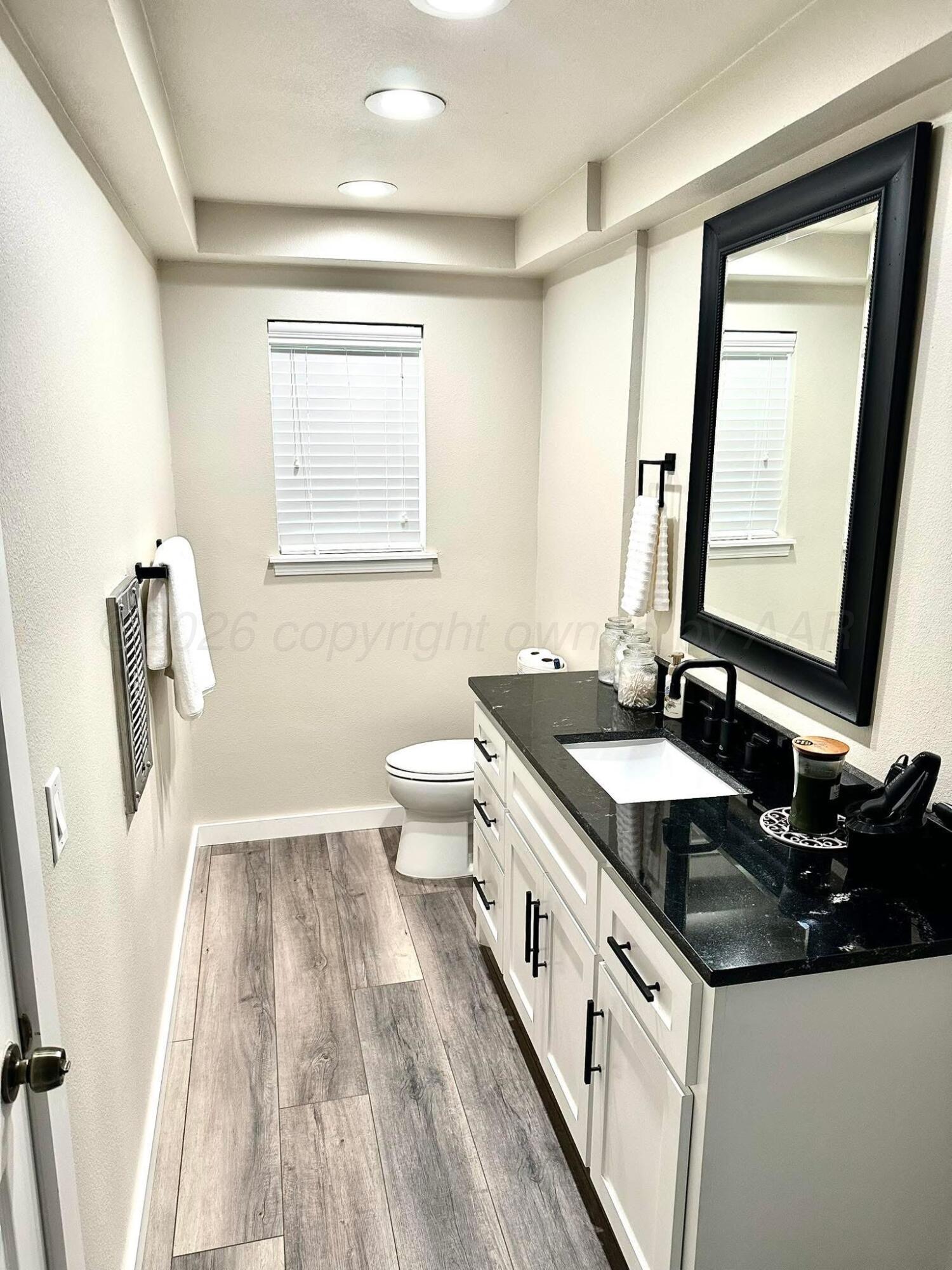 7210 Gainsborough Road Property Photo 39