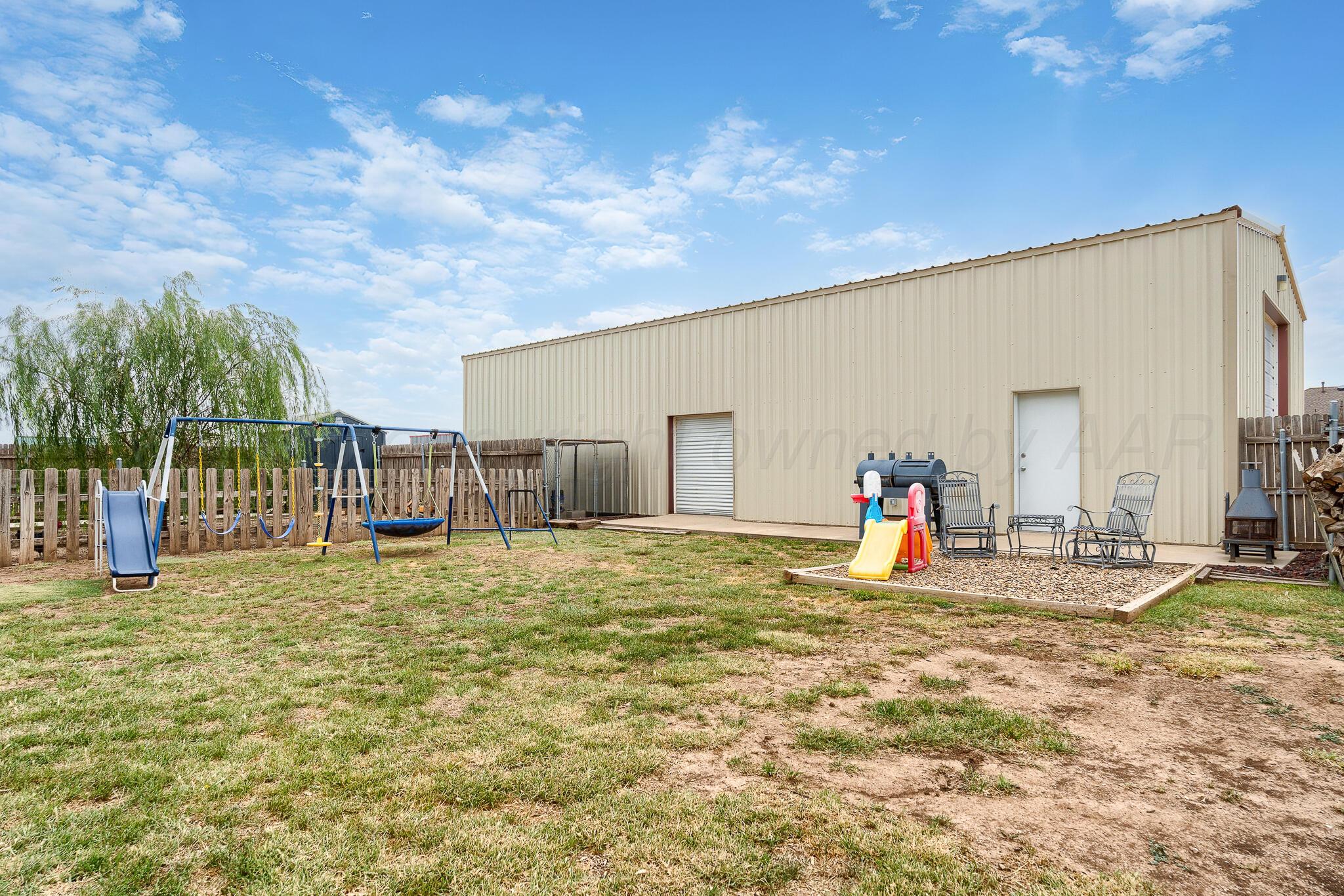 16400 Wexford Street Property Photo 5