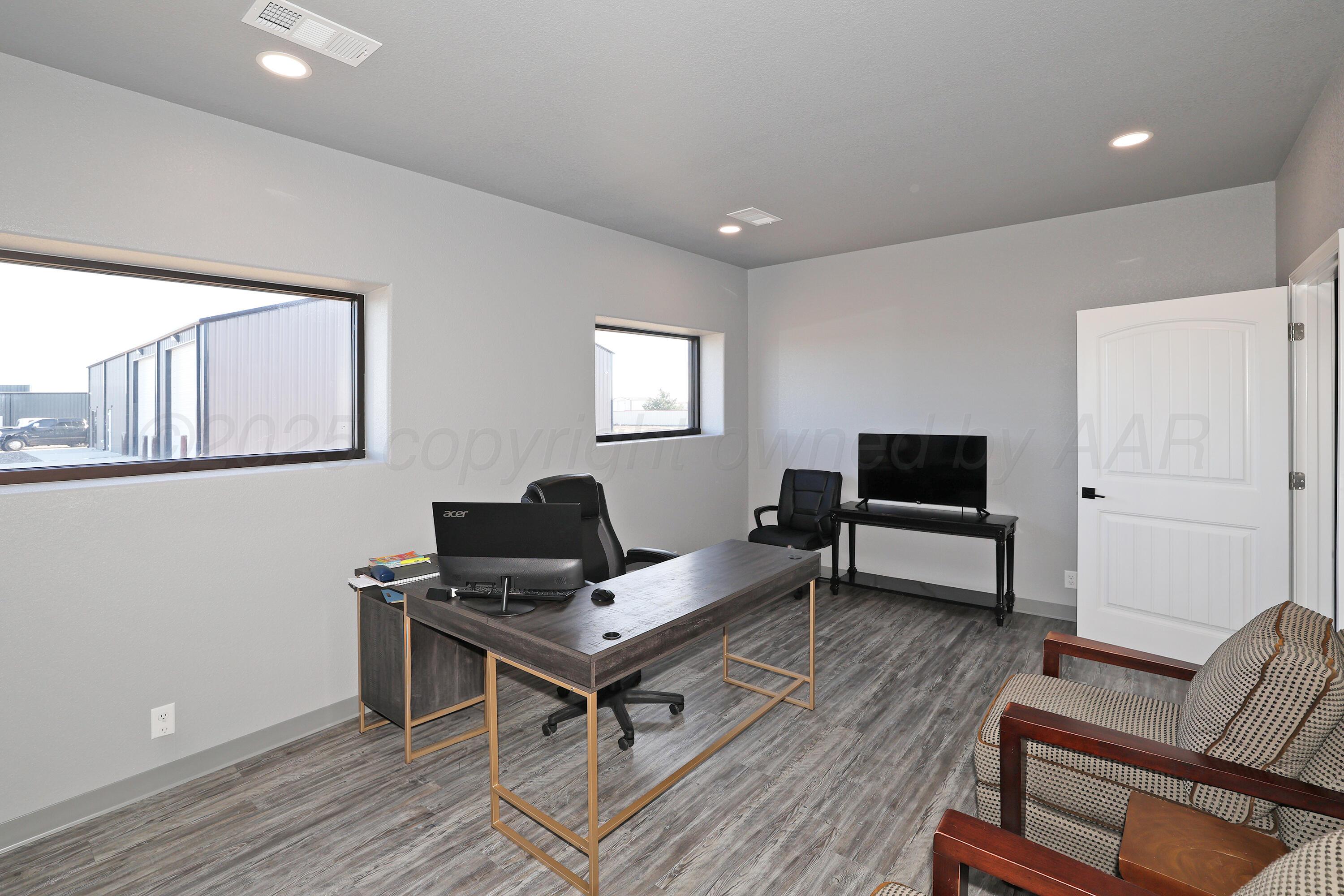 7633 Jackelope Trail Property Photo 13