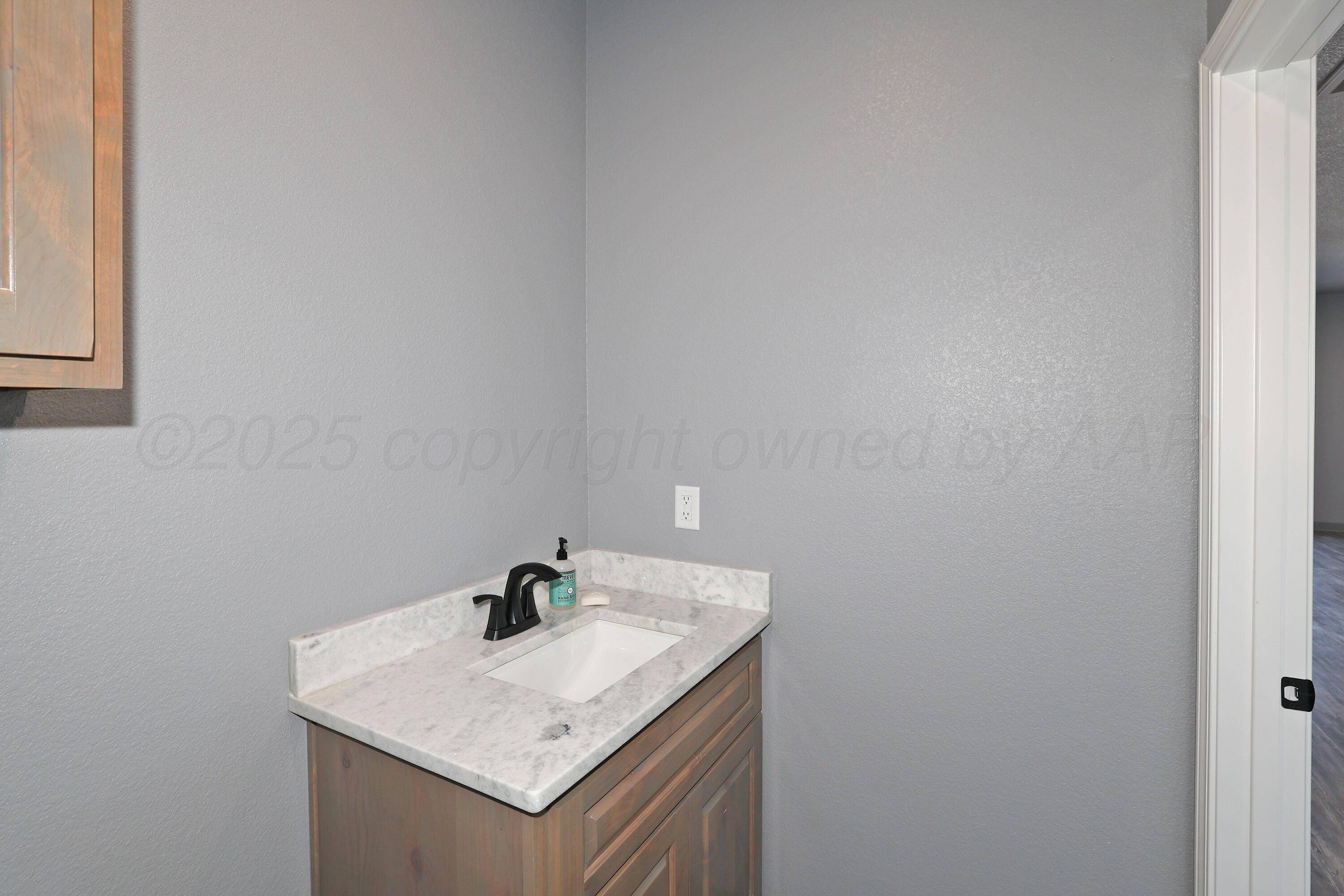 7633 Jackelope Trail Property Photo 21