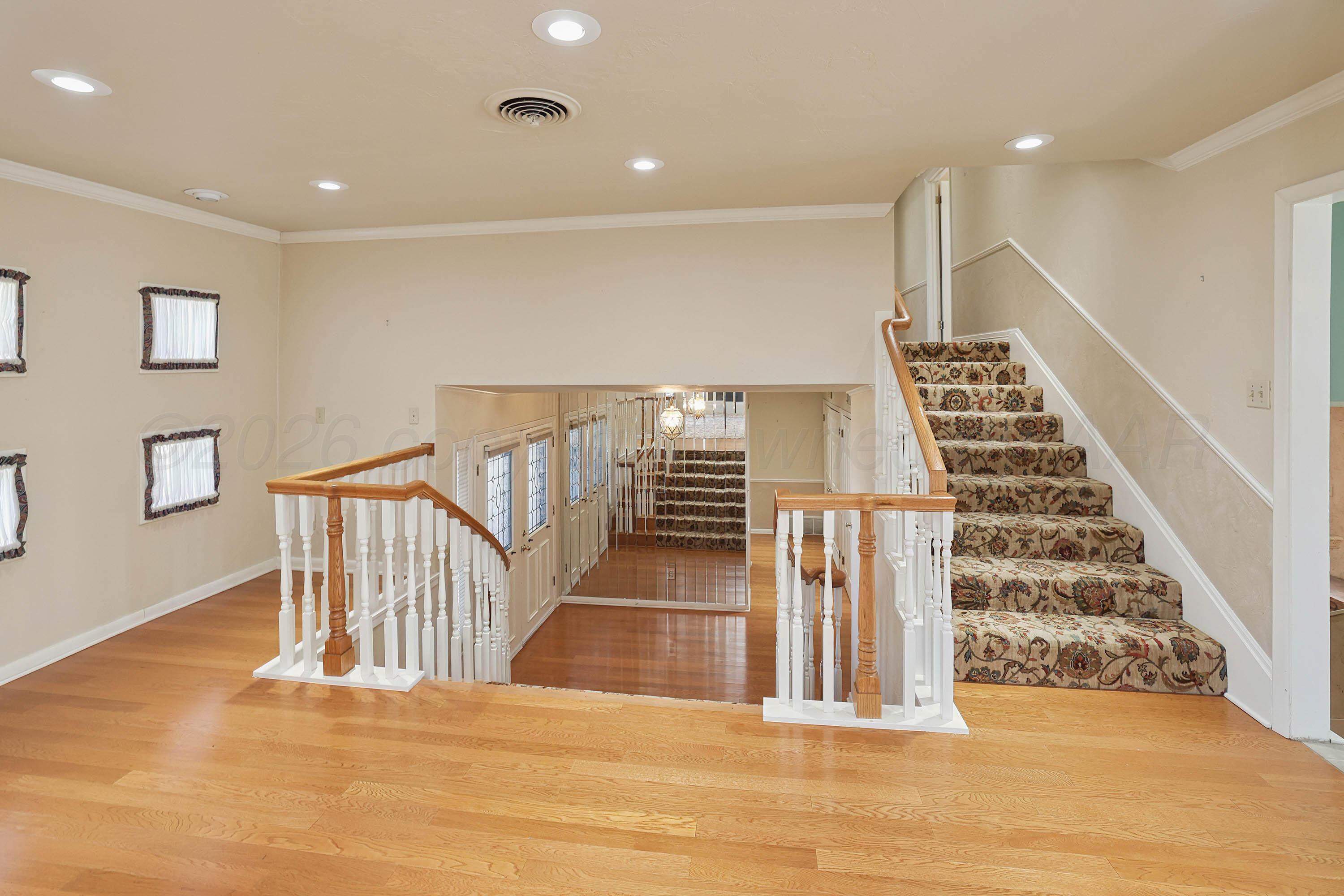 19 Southridge Drive Property Photo 9