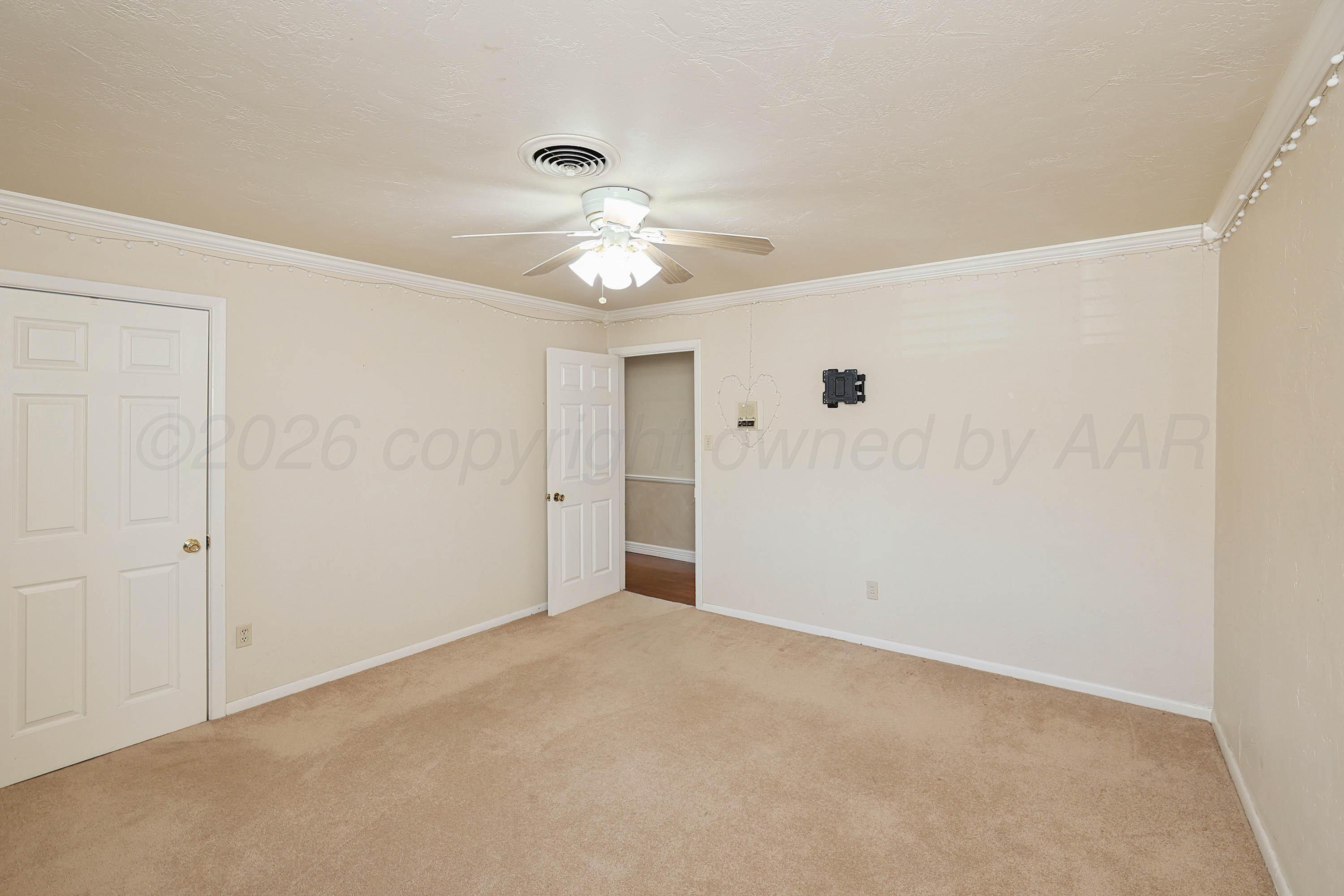 19 Southridge Drive Property Photo 35