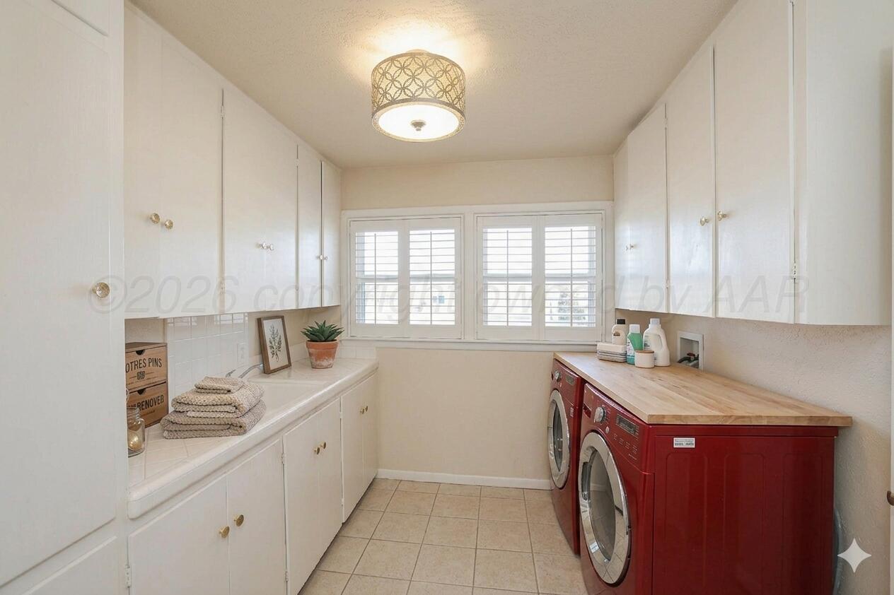 19 Southridge Drive Property Photo 39