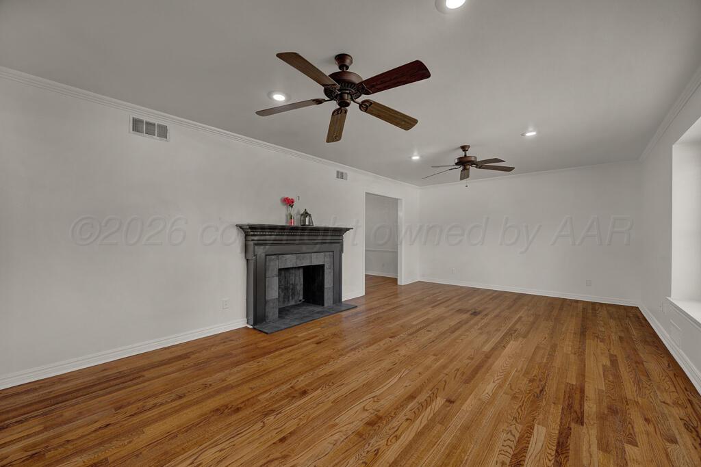 3218 Parker Street Property Photo 30
