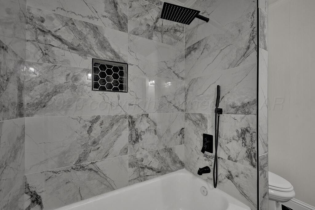 3218 Parker Street Property Photo 45