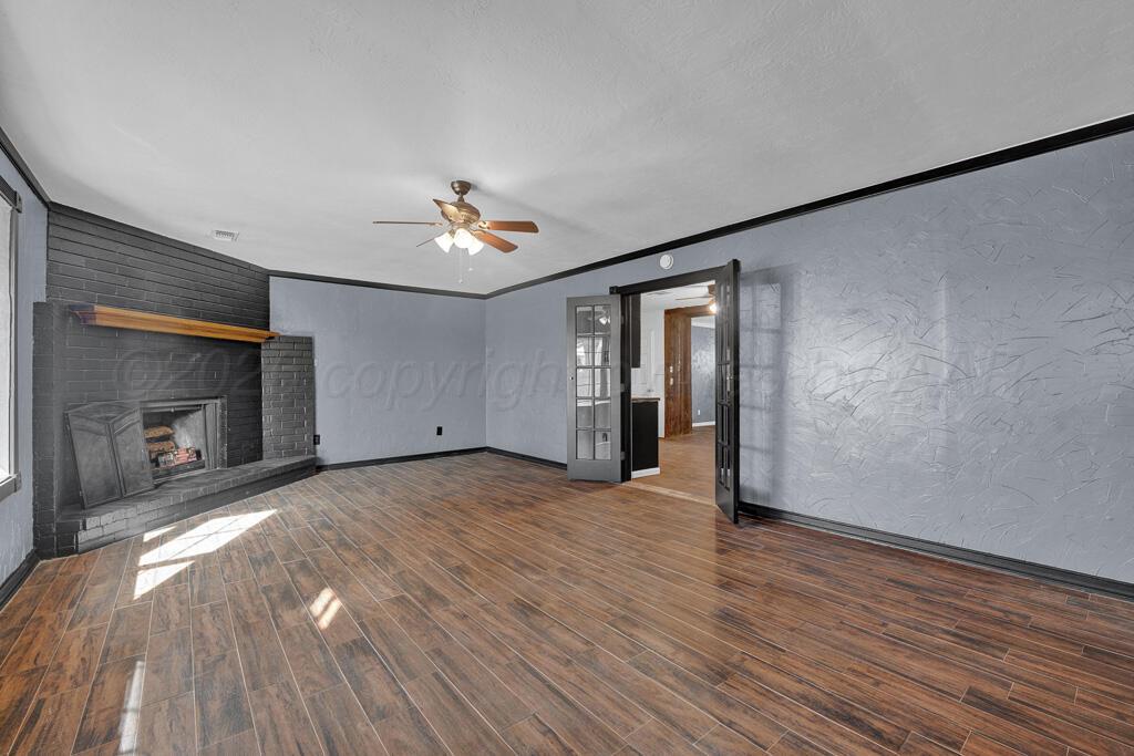 2918 S Dallas Street Property Photo 11