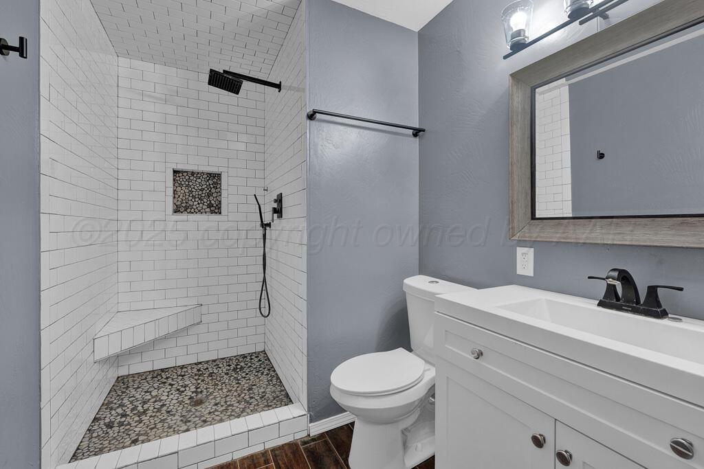 2918 S Dallas Street Property Photo 22
