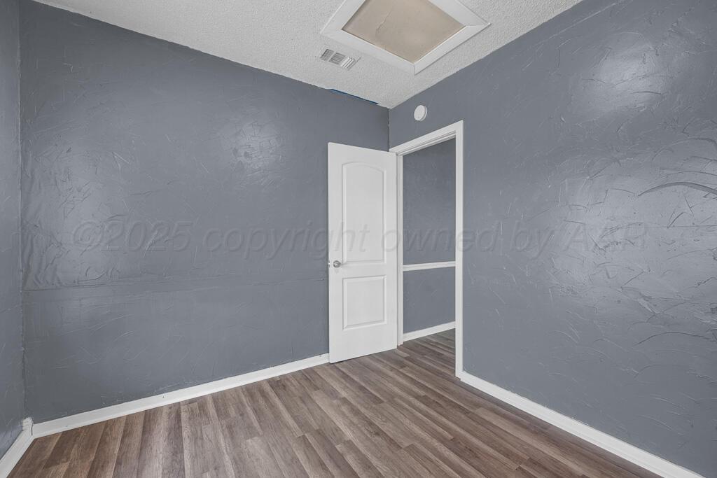 2918 S Dallas Street Property Photo 24
