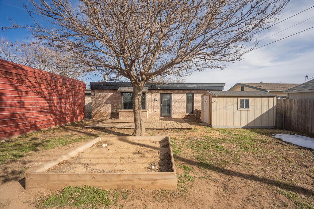 2918 S Dallas Street Property Photo 28