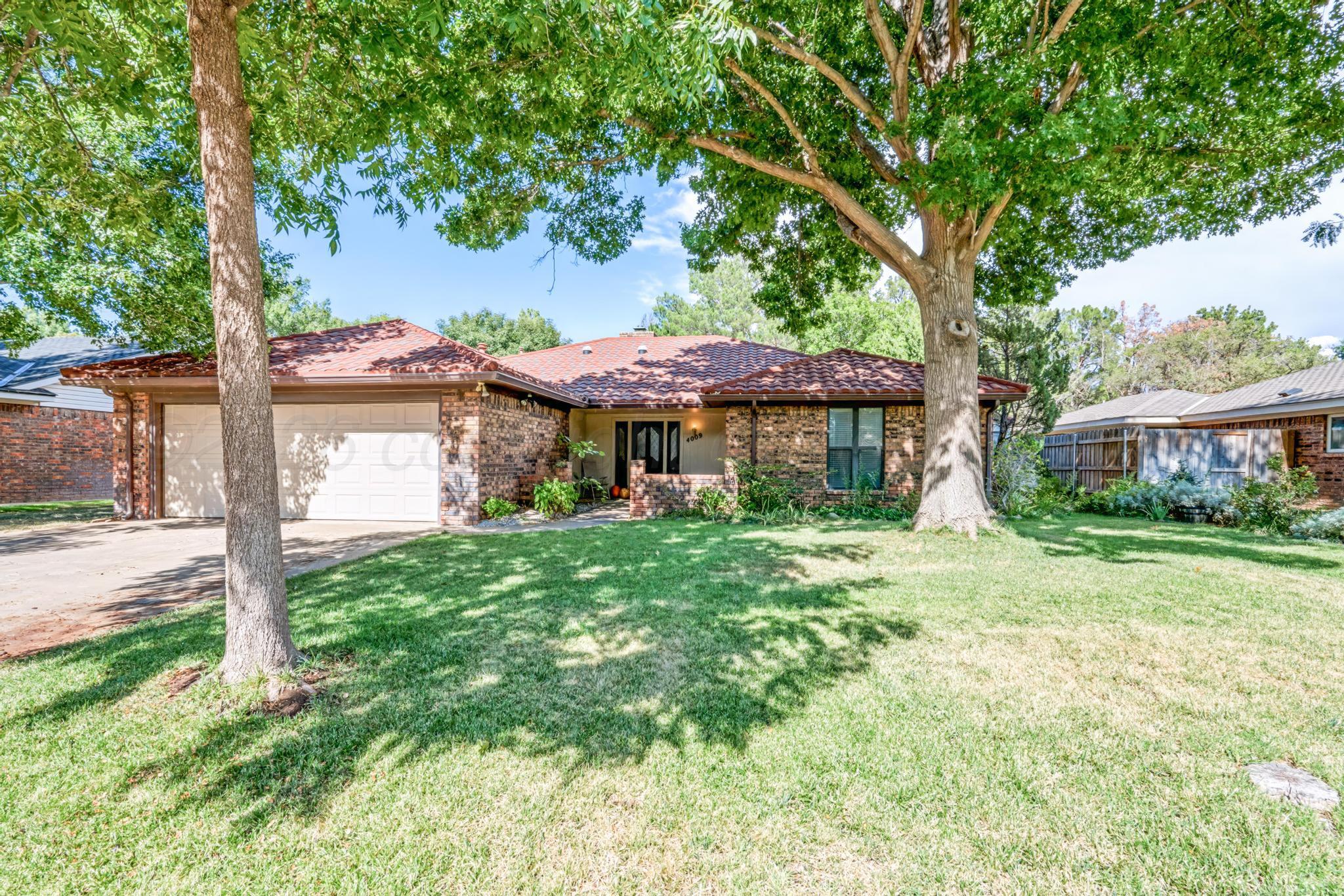 4009 OAKHURST Drive Property Photo 1