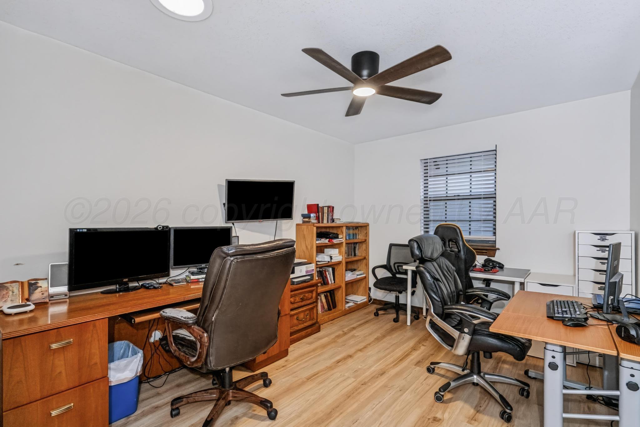4009 Oakhurst Drive Property Photo 12