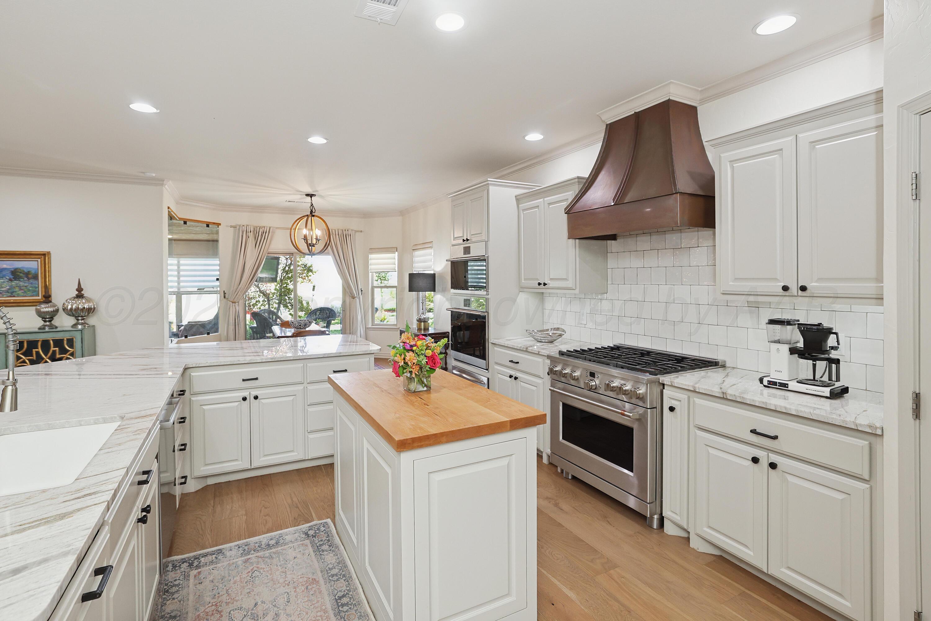 9 Sandhills Lane Property Photo 14