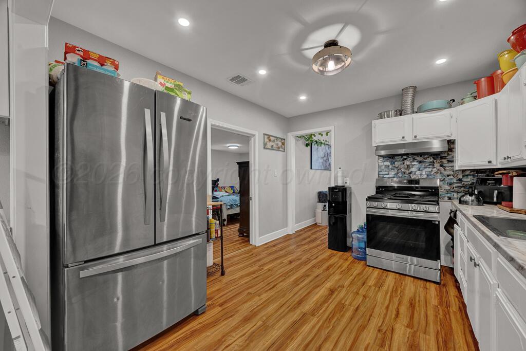 800 S Spring Street Property Photo 7
