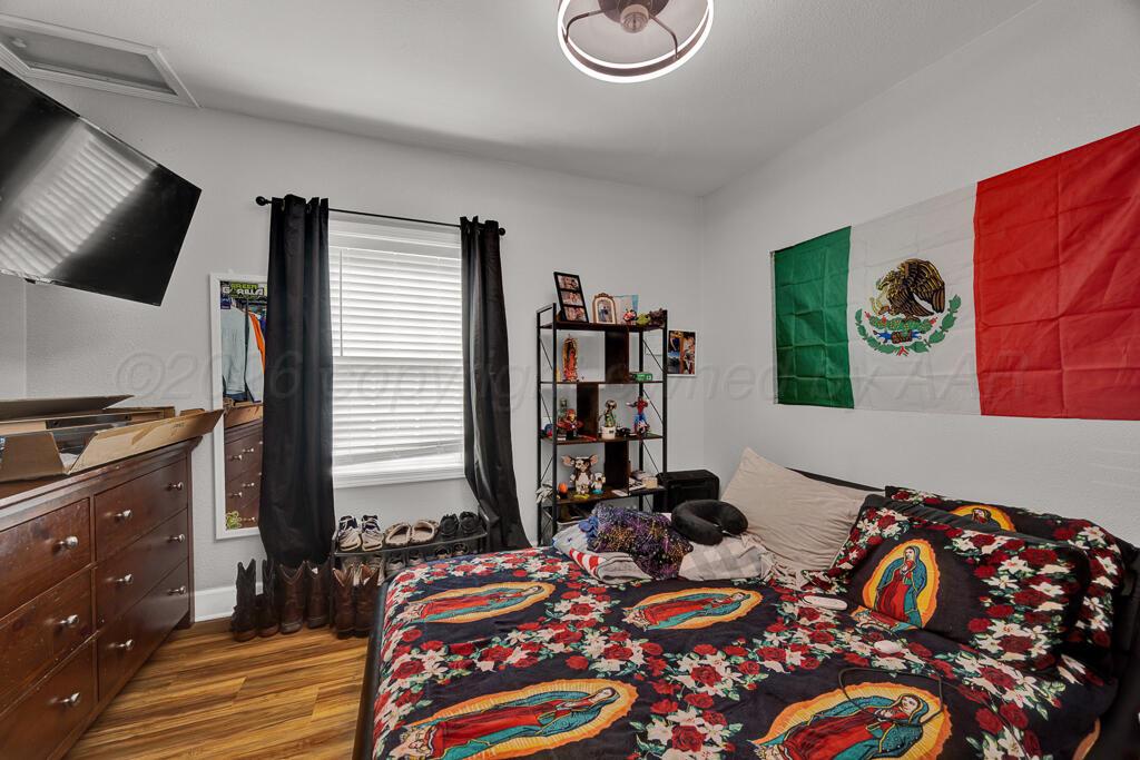 800 S Spring Street Property Photo 10