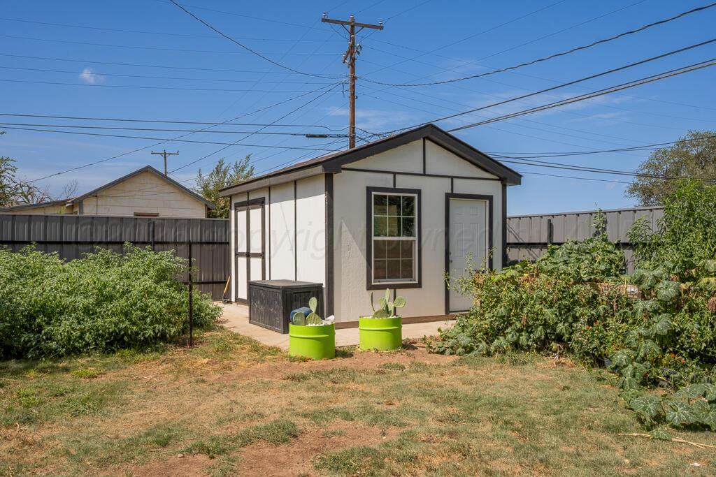 800 S Spring Street Property Photo 15