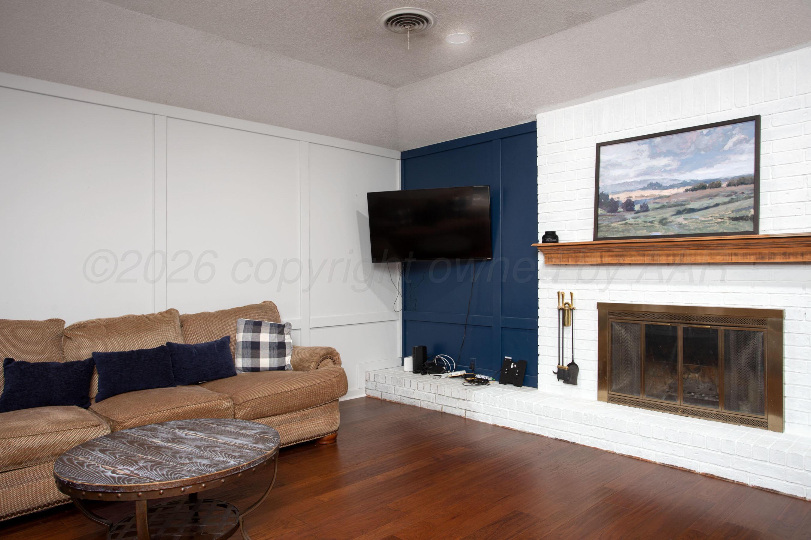 4000 Oakhurst Drive Property Photo 6