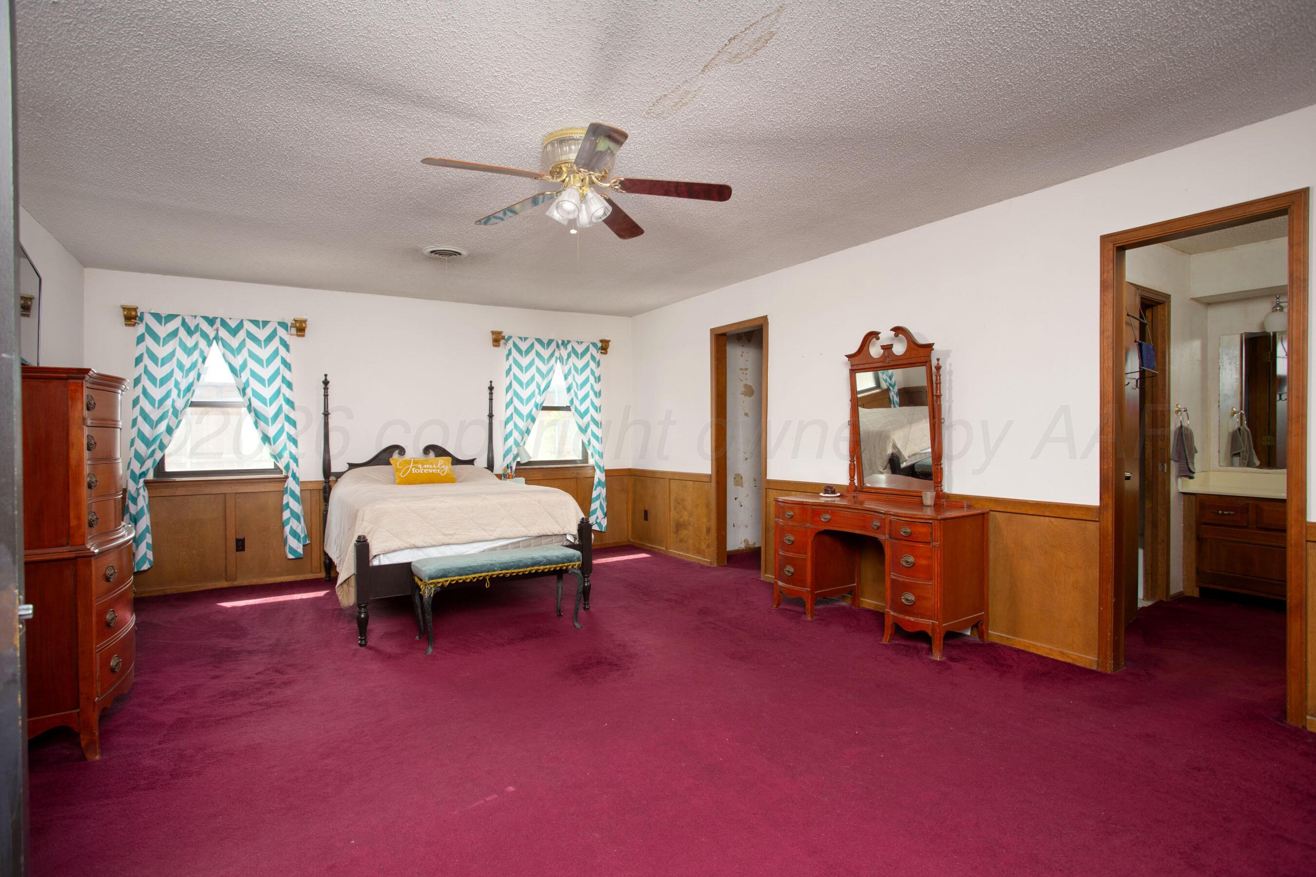 4000 Oakhurst Drive Property Photo 19