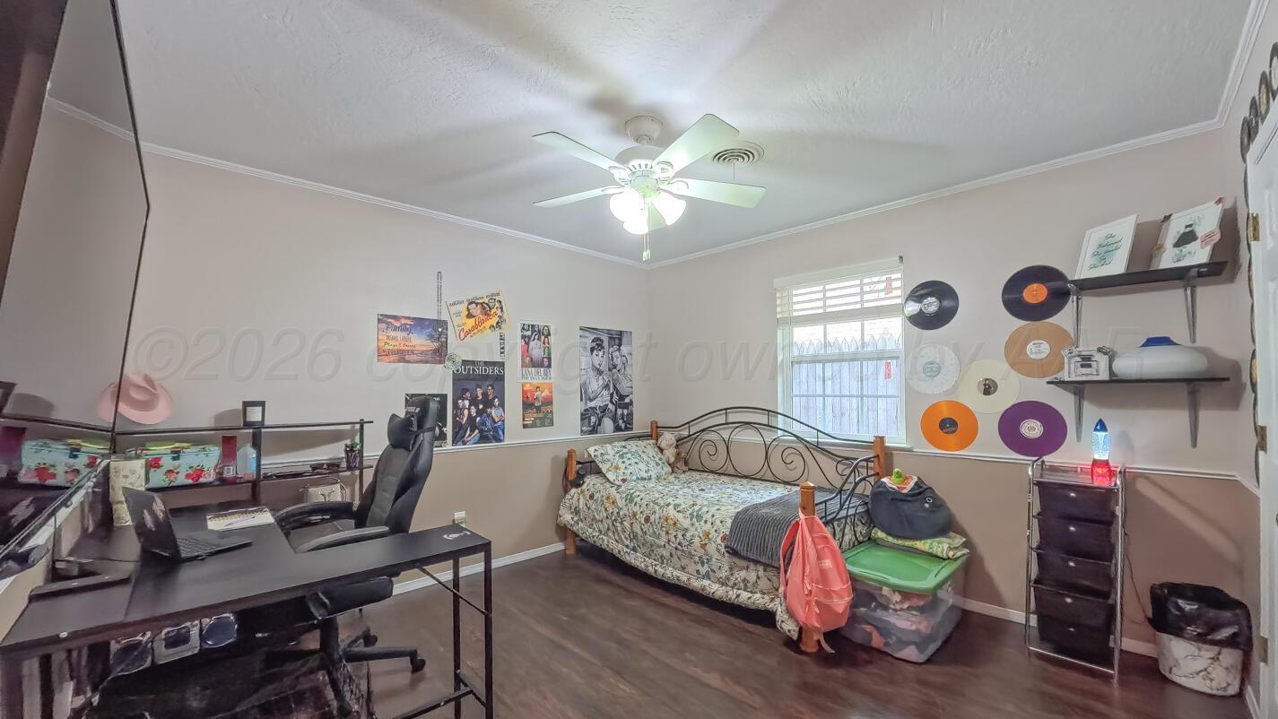 128 Willowick Street Property Photo 16