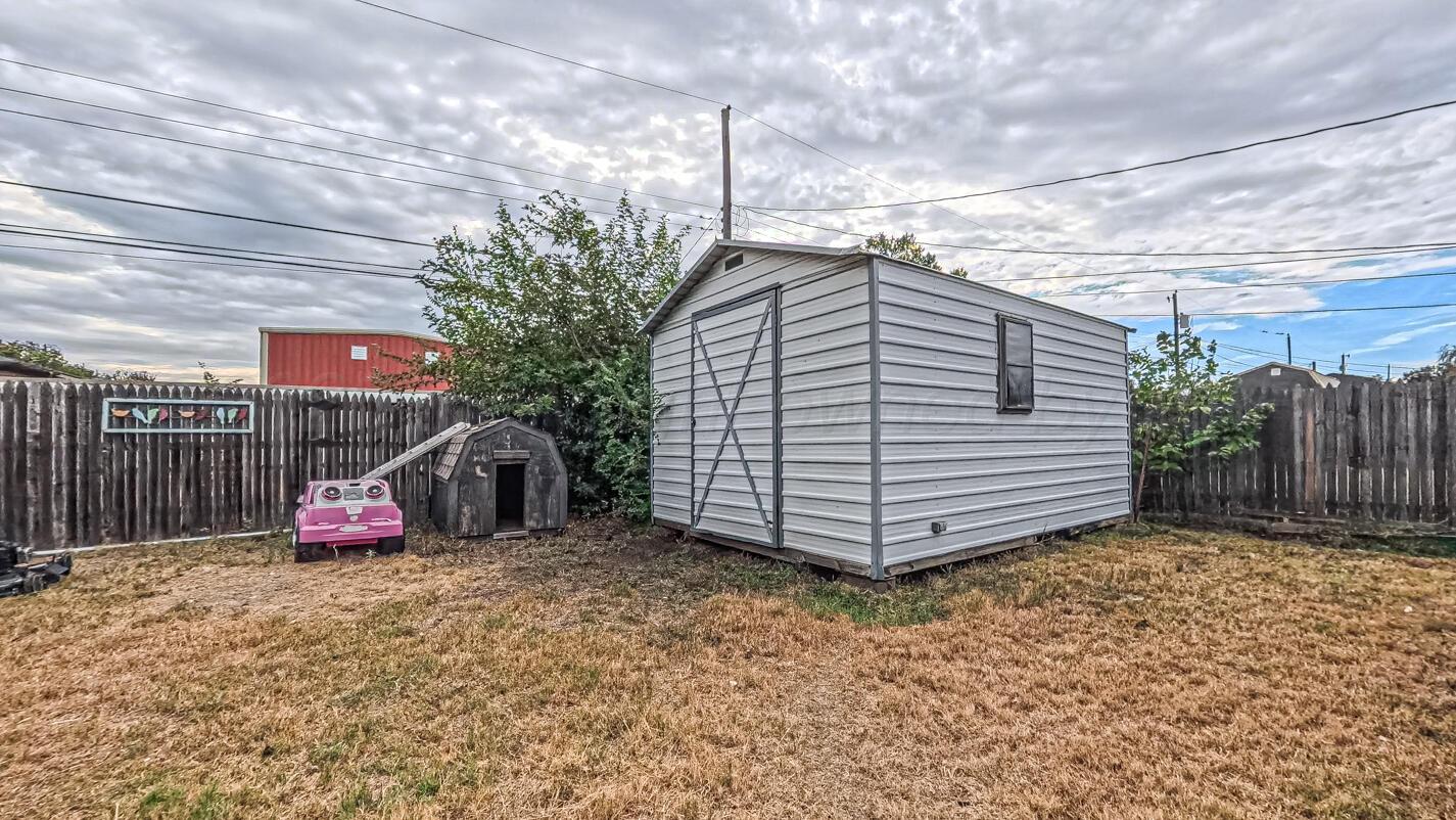 128 Willowick Street Property Photo 18