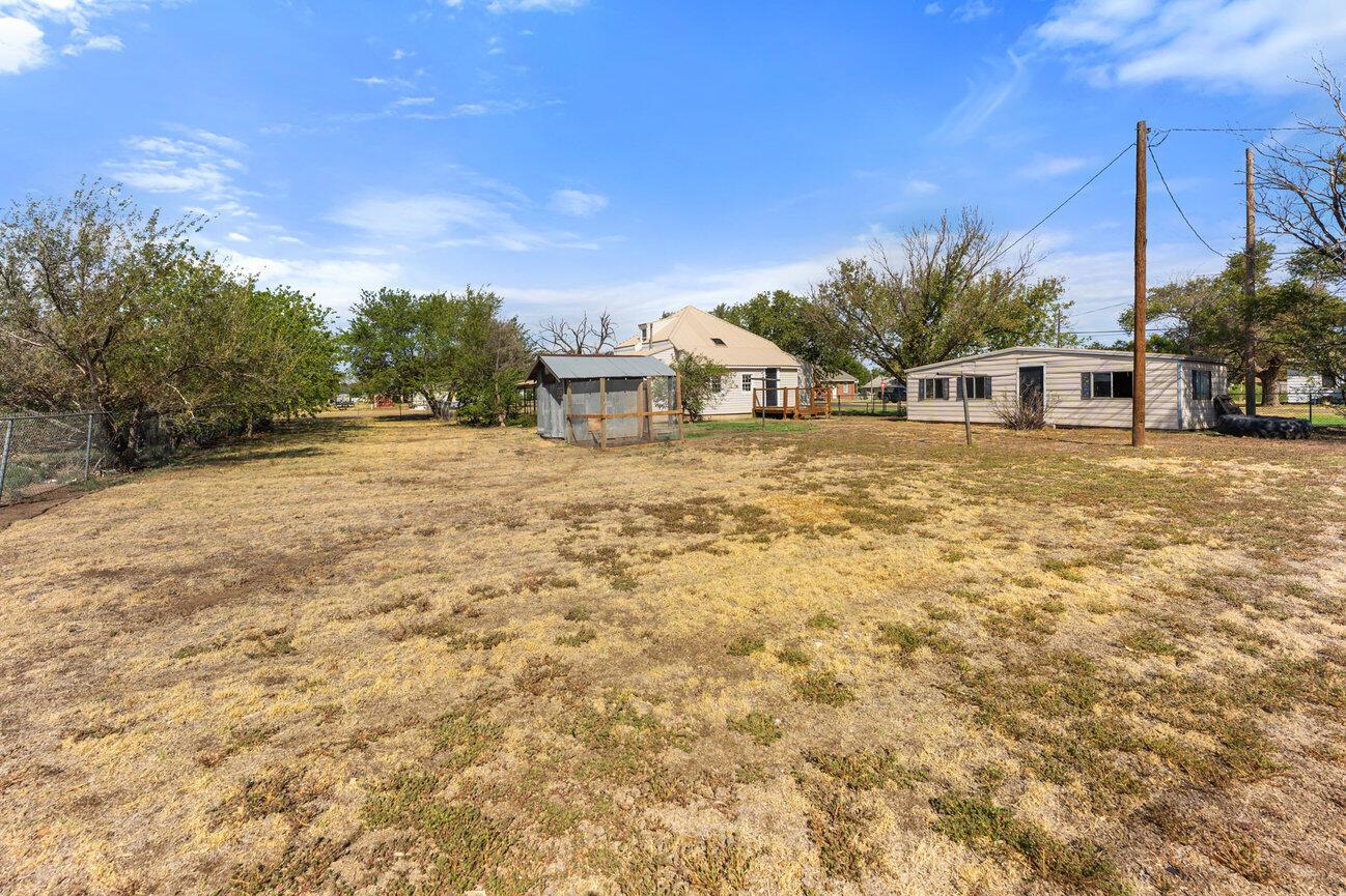 98 Newcome Property Photo 7