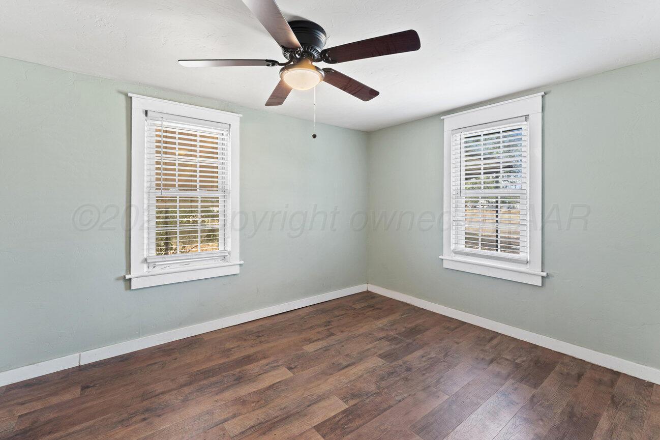98 Newcome Property Photo 24