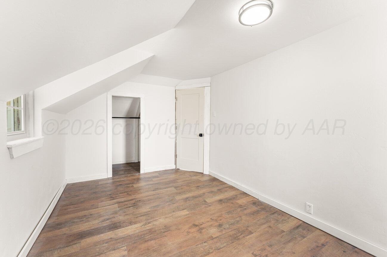 98 Newcome Property Photo 34