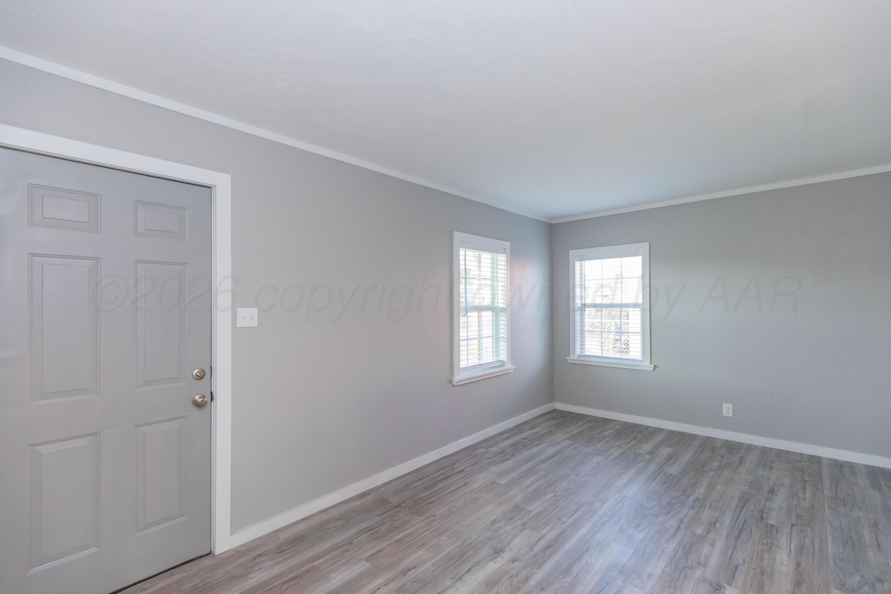 3803 Ne 15th Avenue Property Photo 2