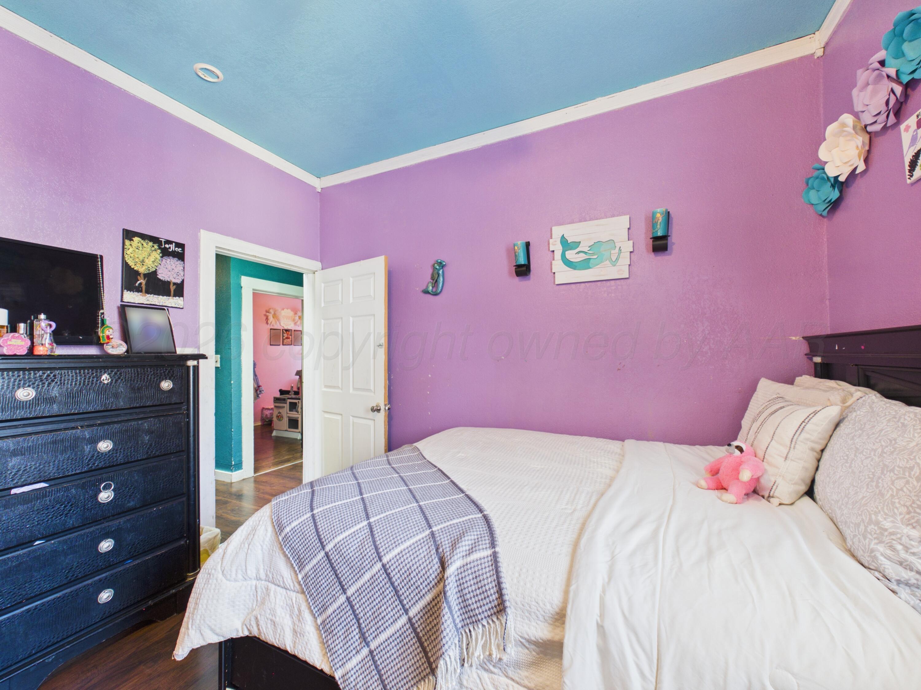 1005 E Francis Avenue Property Photo 29