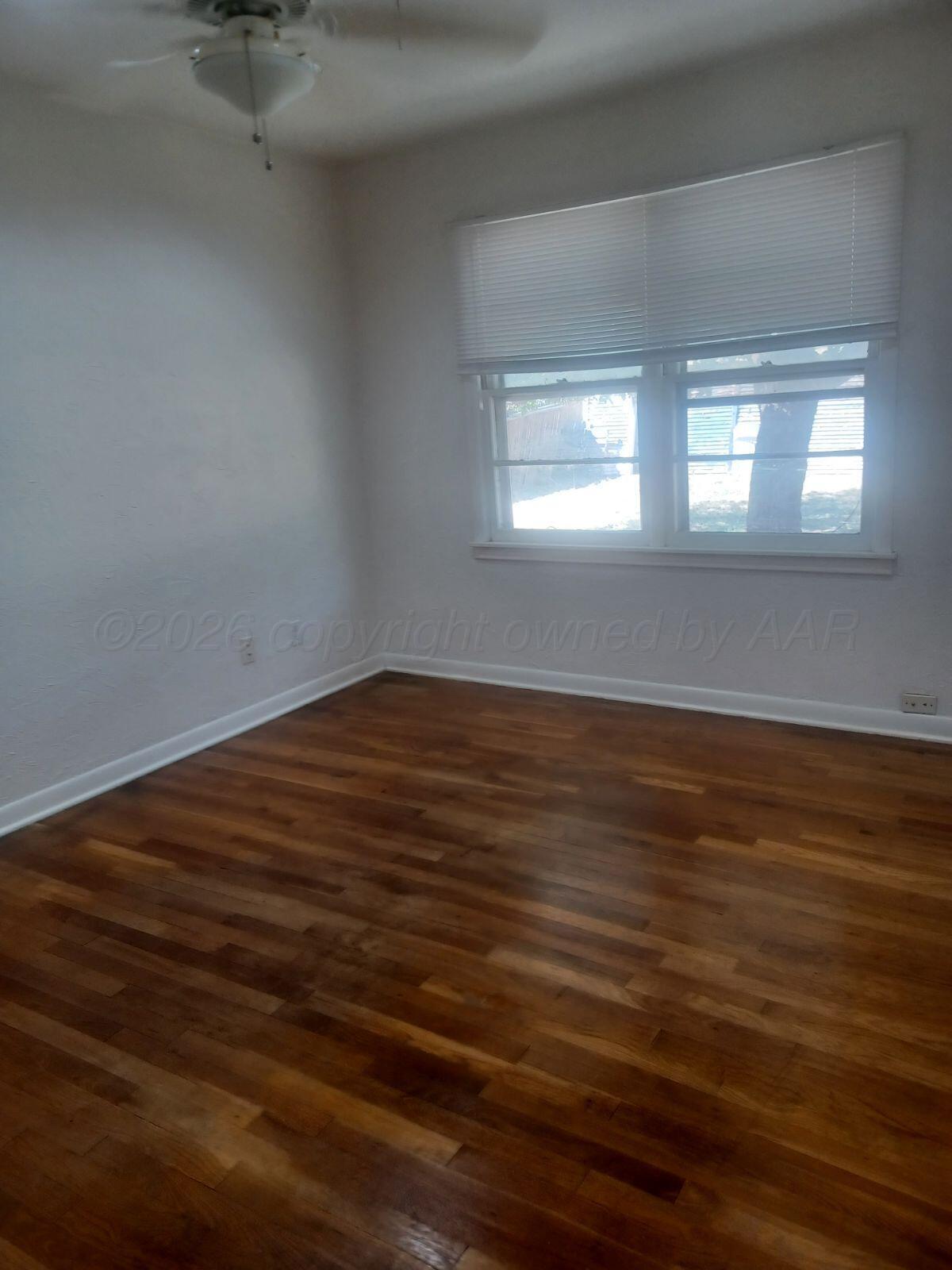 4306 S Ong Street Property Photo 7