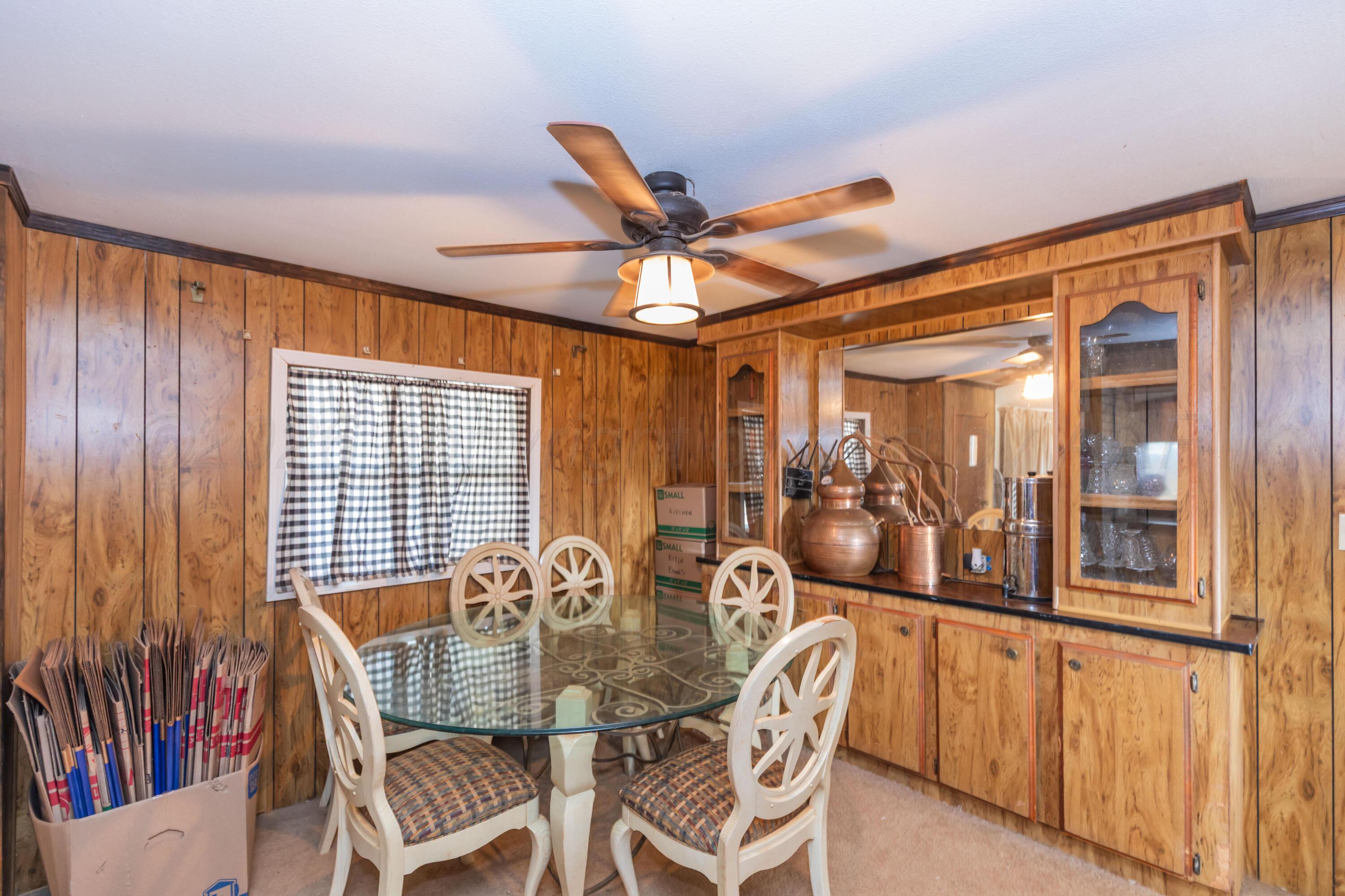 23095 Windmill Road Property Photo 12