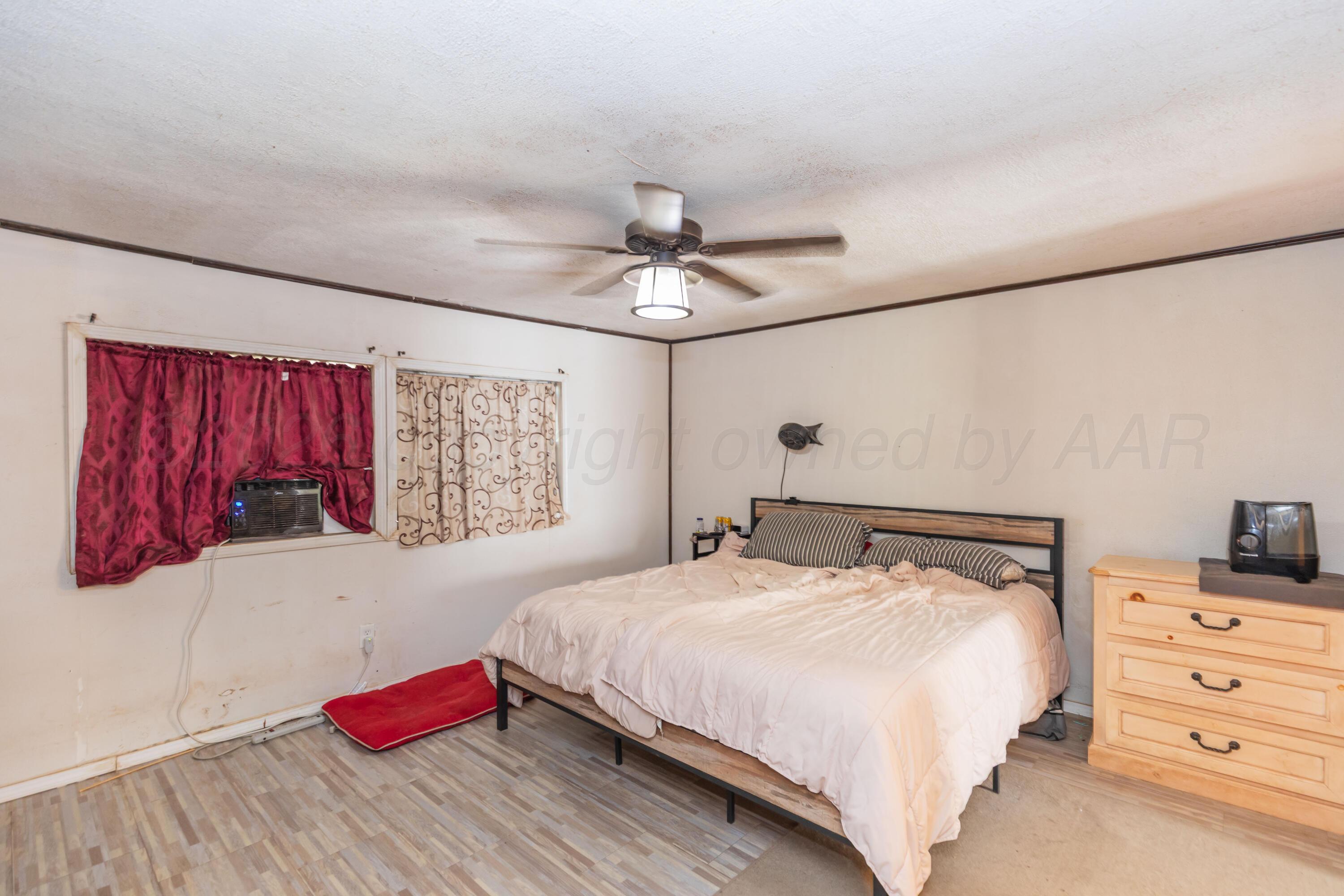 23095 Windmill Road Property Photo 15